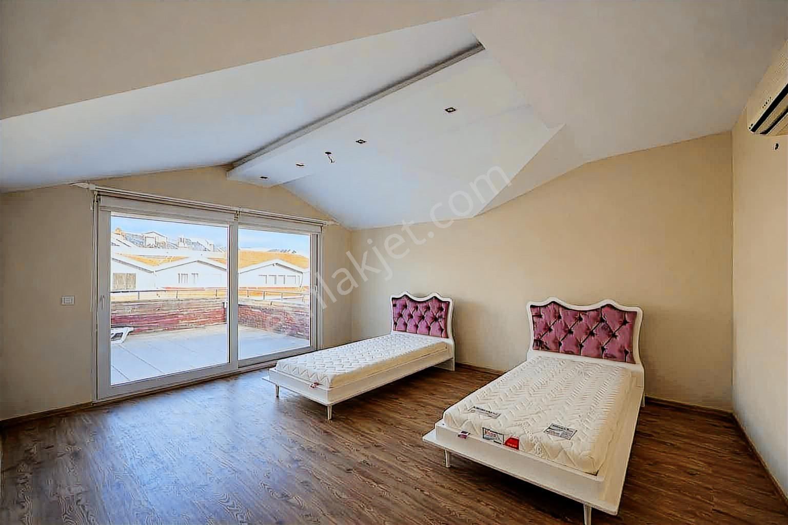 Keykubat Konakların'da Kiralık Geniş 4+1 Ayrı Mutfak Dublex - Görsel 17