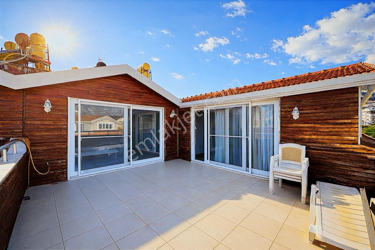 Keykubat Konakların'da Kiralık Geniş 4+1 Ayrı Mutfak Dublex - Görsel 24