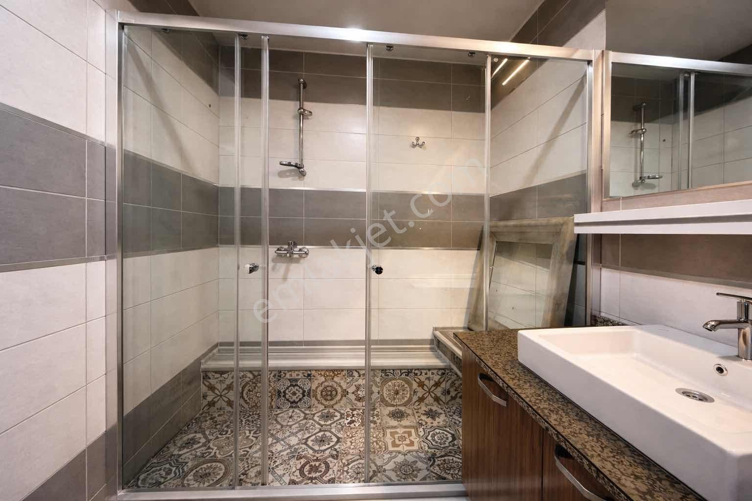 Keykubat Konakların'da Kiralık Geniş 4+1 Ayrı Mutfak Dublex - Görsel 28