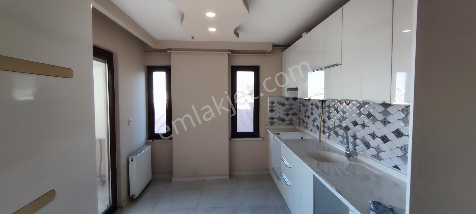 Bursa Nilüfer Üçevler Kiralık 3+1 Lüks Daire - Görsel 6