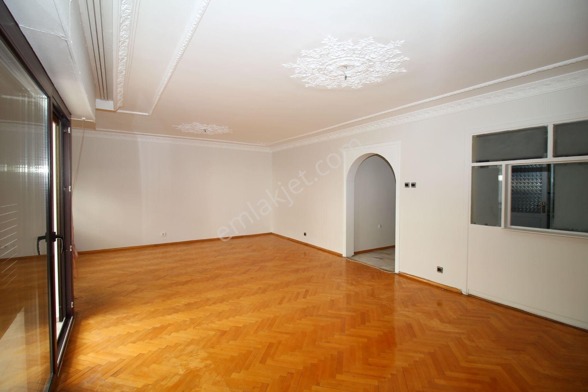 Göztepe Metro Karşısında Asansölü D.gazlı 3+1 Kiralık Arakat - Görsel 5