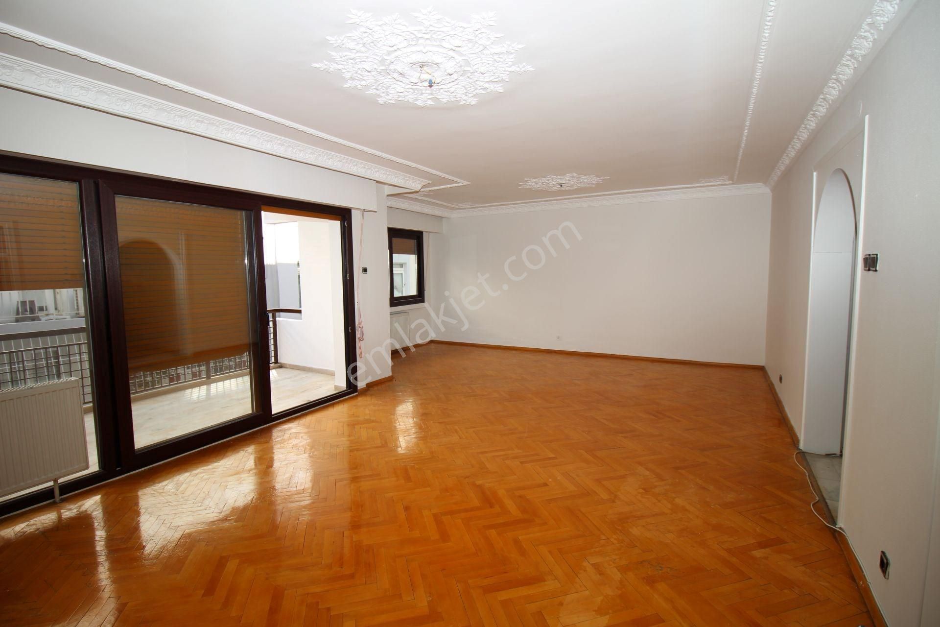 Göztepe Metro Karşısında Asansölü D.gazlı 3+1 Kiralık Arakat - Görsel 3