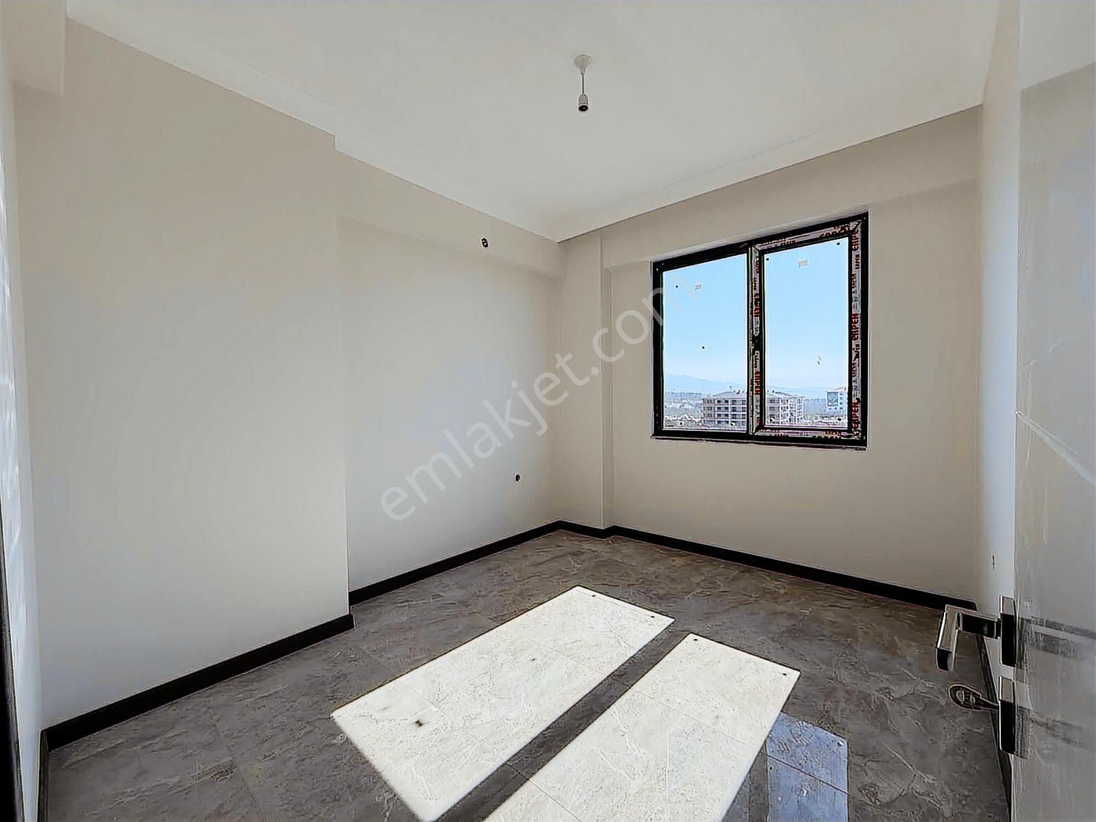 Ömer İnan Remax Hür 3+1 Köşe Fırsat Lüx Daire - Görsel 14