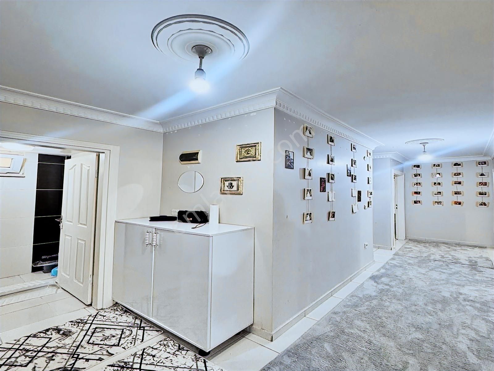 Konak Yapıdan 150 M² Geniş 3+1 | 2. Kat | Tek Daire Üzeri - Görsel 12