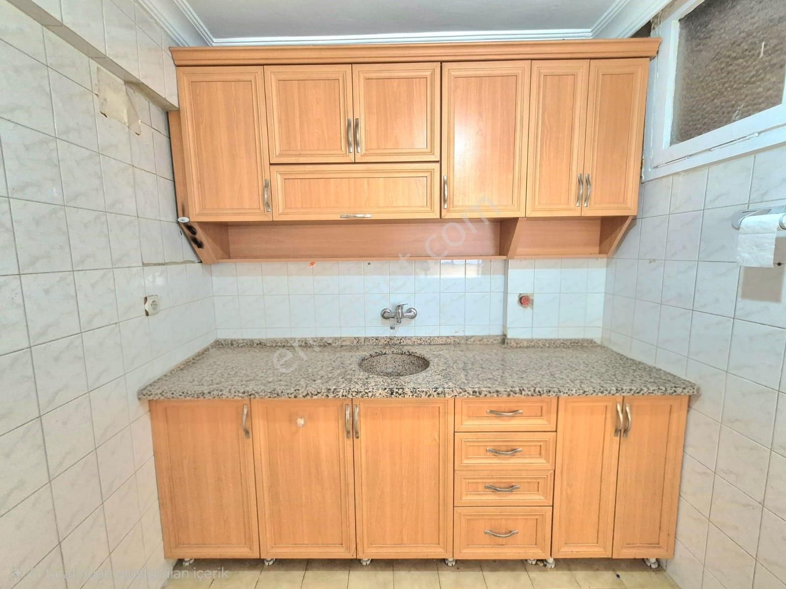 K.yaka Bahçelievler Pazaryeri Yanı Köşe Bina Önü Açık 3+1 110 M2 - Görsel 5