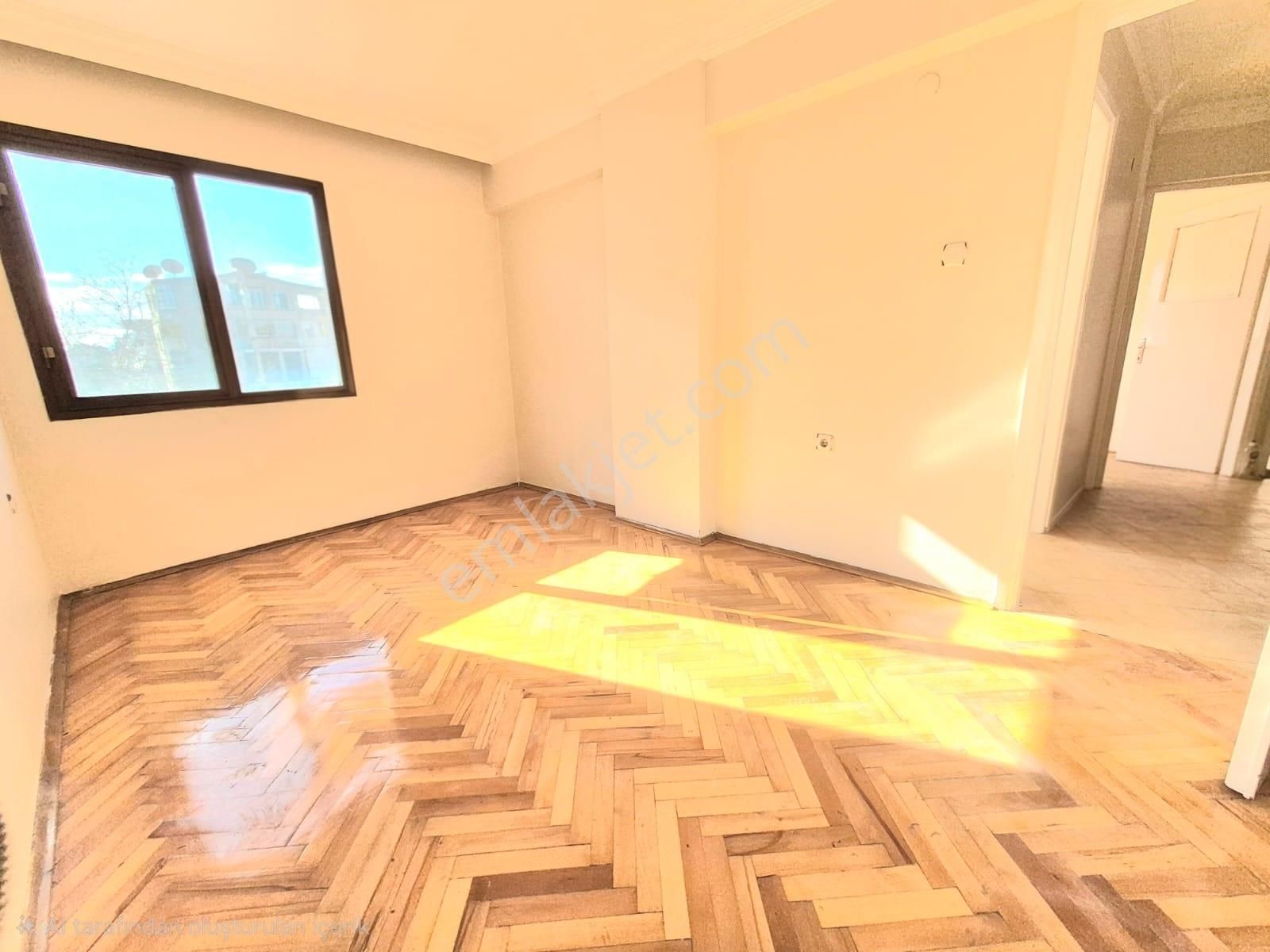 K.yaka Bahçelievler Pazaryeri Yanı Köşe Bina Önü Açık 3+1 110 M2 - Görsel 10