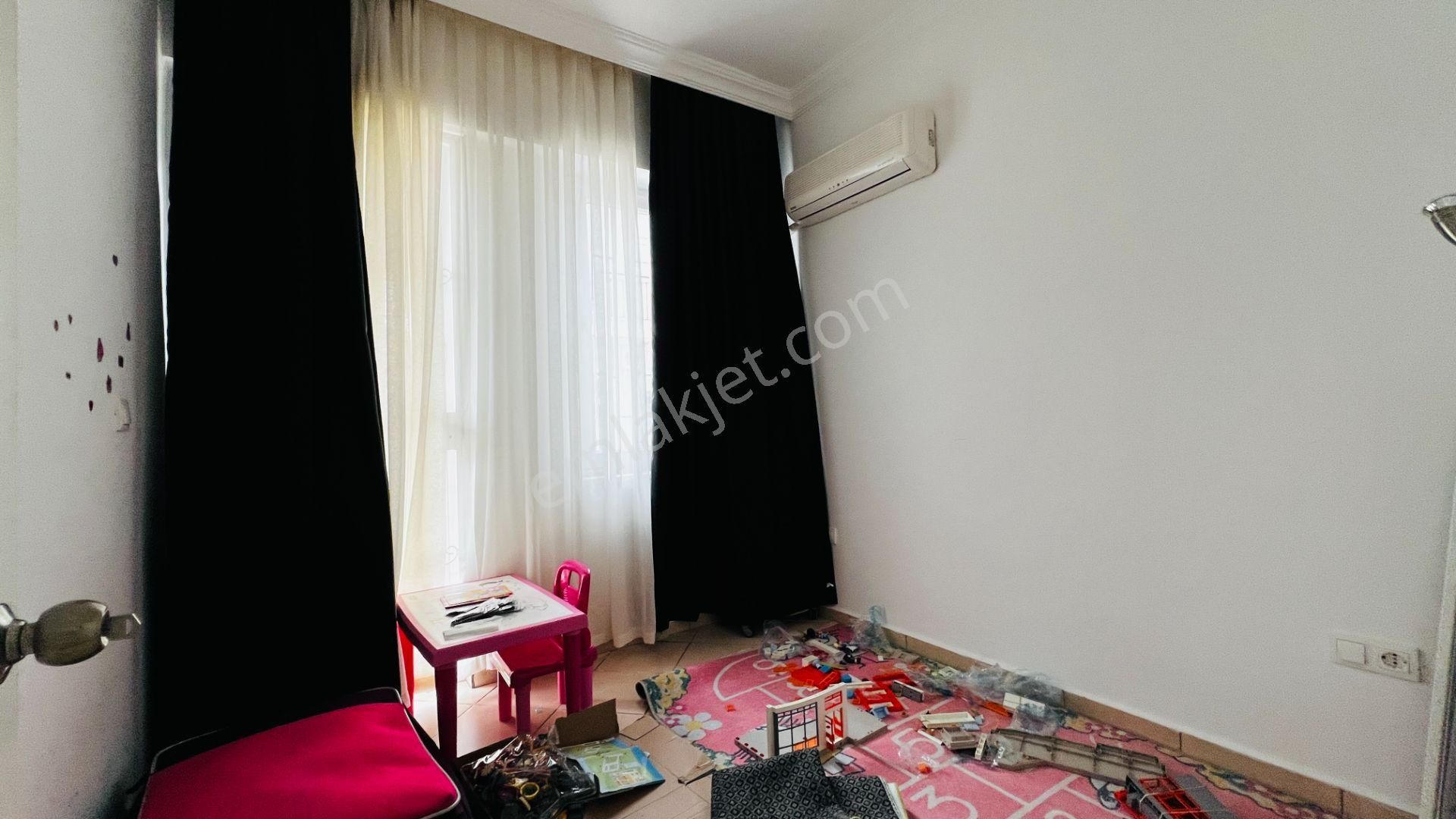 Kemer'de Denize Yakın Satılık Geniş 3+1 Daire - Görsel 10