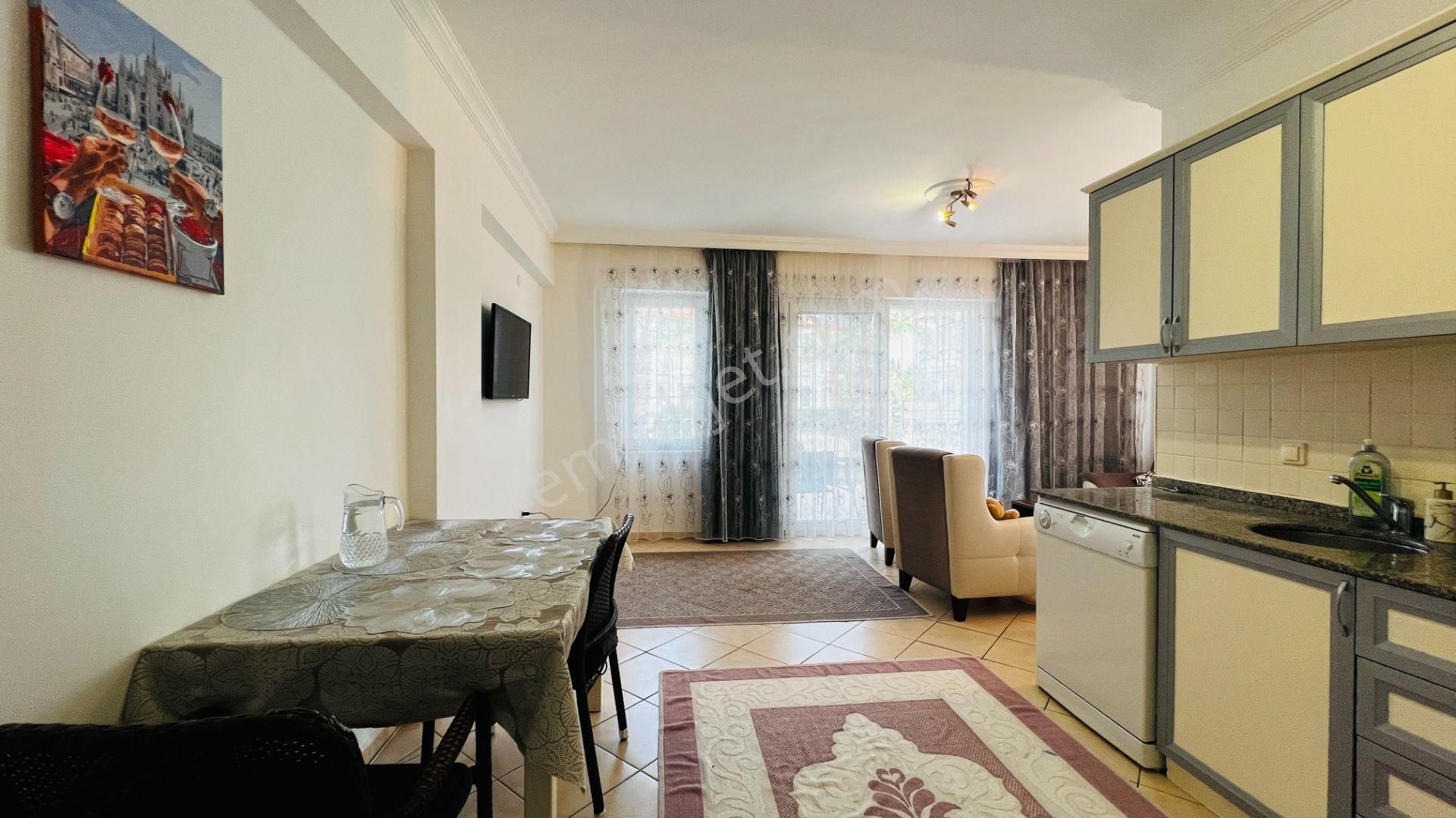 Kemer'de Denize Yakın Satılık Geniş 3+1 Daire - Görsel 9