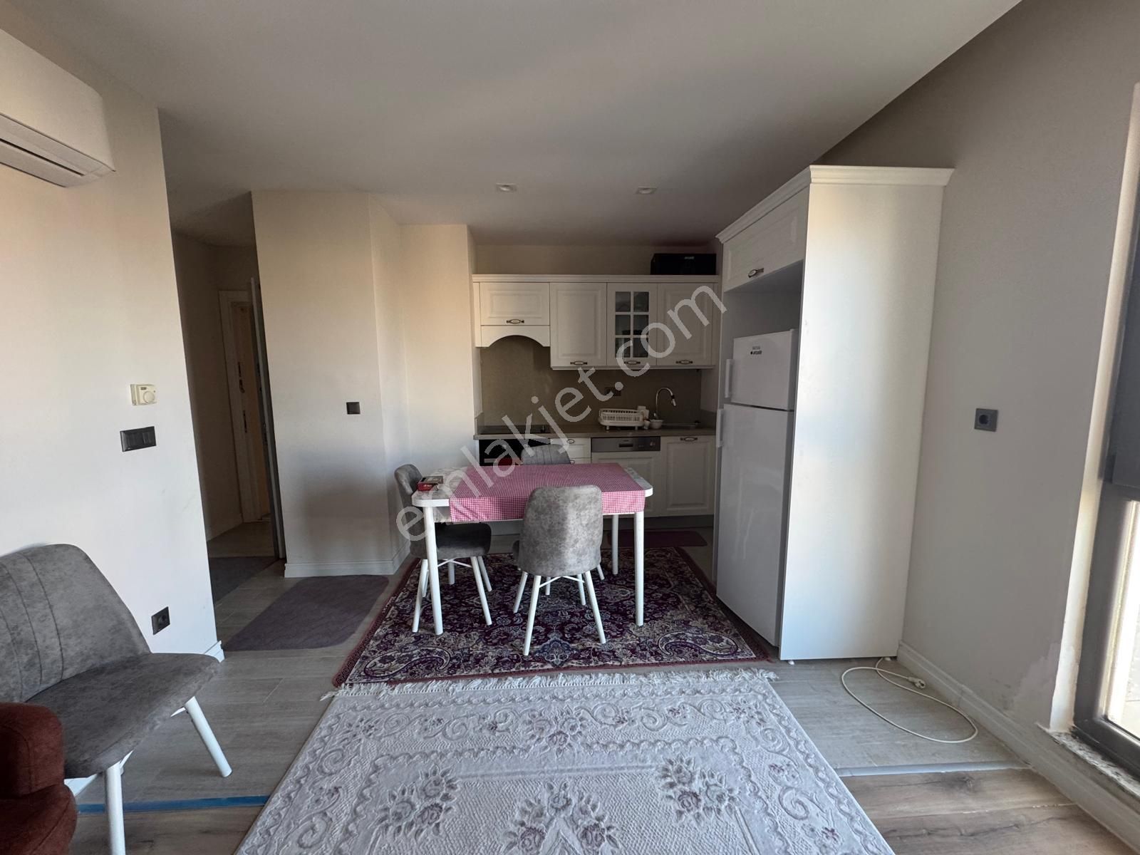 Büyükçekmece Pınartepe Mah Site İçi 1+1 Kiralık Daire - Görsel 9