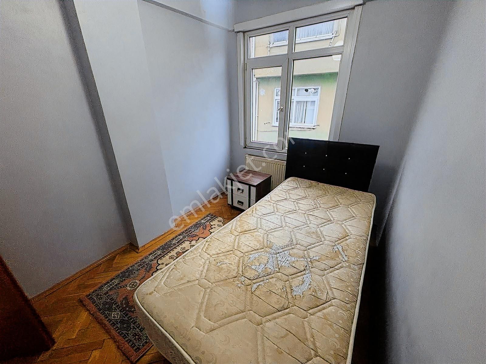 F-l Emlaktan Bulgurluda 2+1 4.kat Faturalı Eşyalı Aile-bekara - Görsel 2