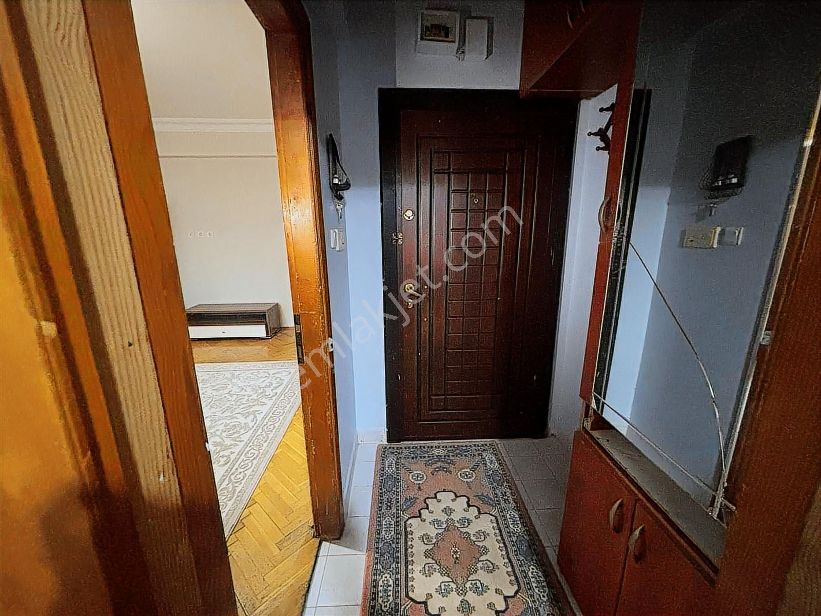 F-l Emlaktan Bulgurluda 2+1 4.kat Faturalı Eşyalı Aile-bekara - Görsel 29