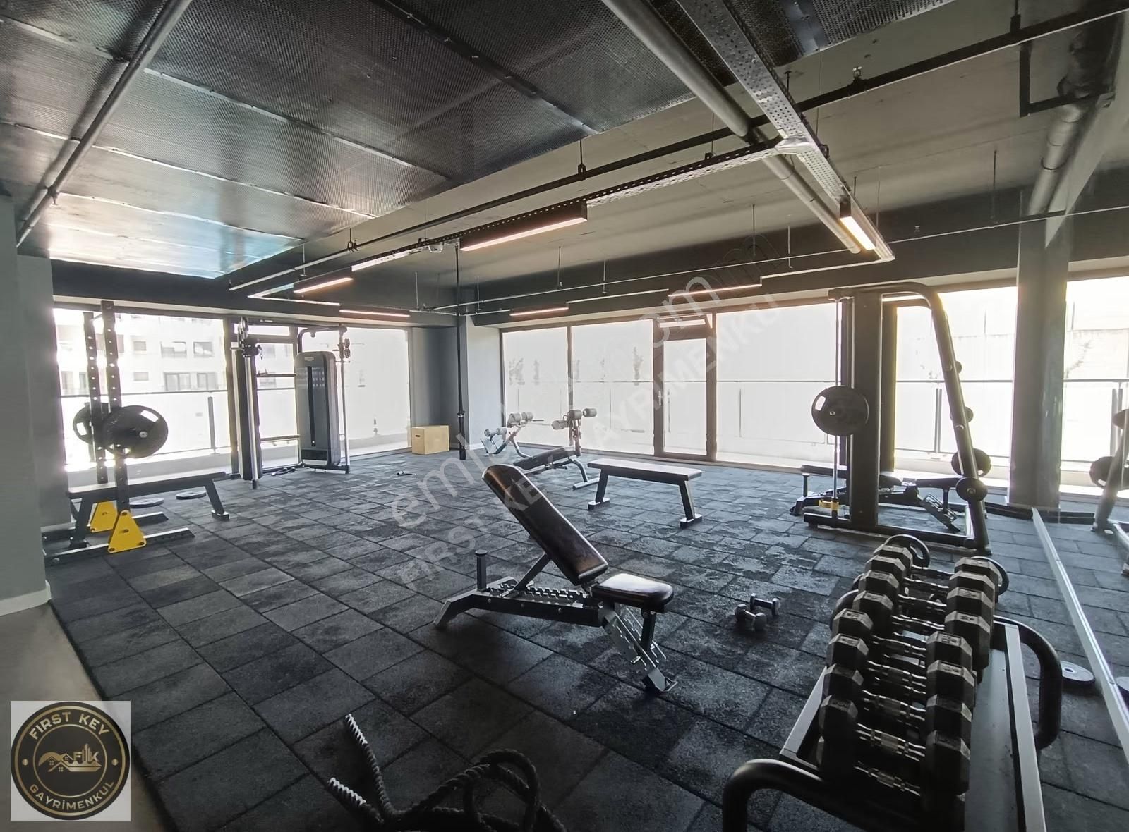 İkon Tower'da Eşyalı, Kapalı Mutfaklı 3+1 Kiralık Daire - Görsel 11