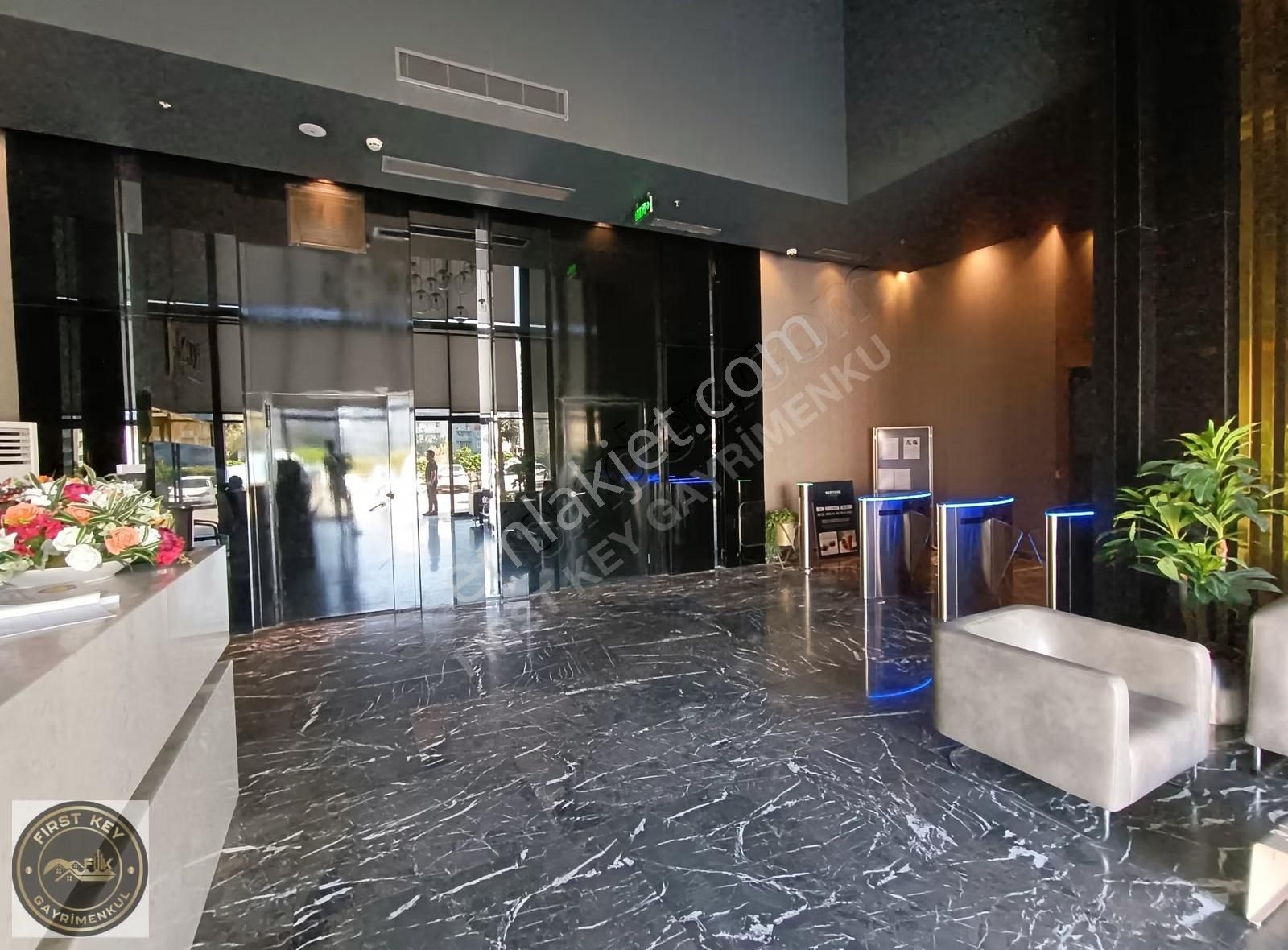 İkon Tower'da Eşyalı, Kapalı Mutfaklı 3+1 Kiralık Daire - Görsel 26