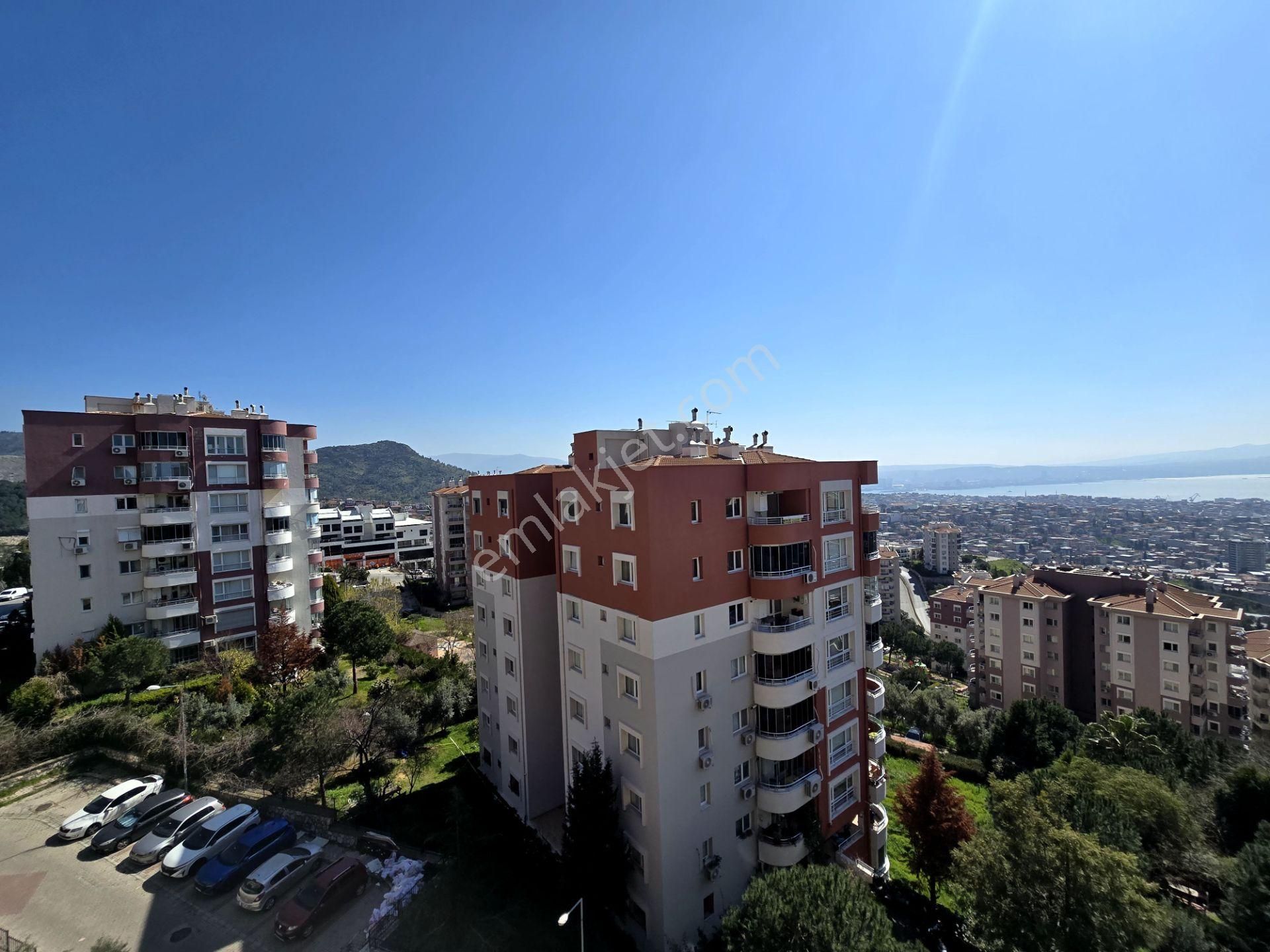 Bayraklı Körfez Mahallesinde Kiralık 4+1 Daire - Görsel 11