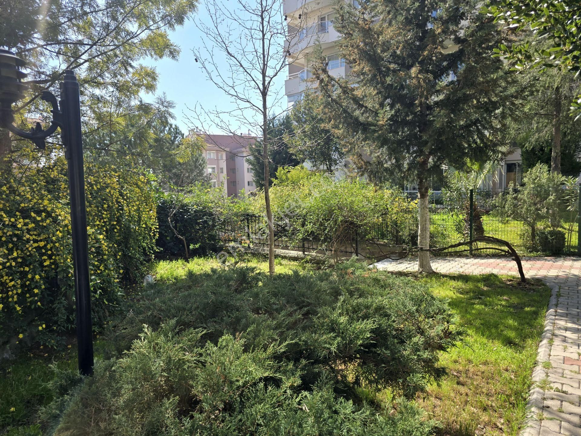 Bayraklı Körfez Mahallesinde Kiralık 4+1 Daire - Görsel 34