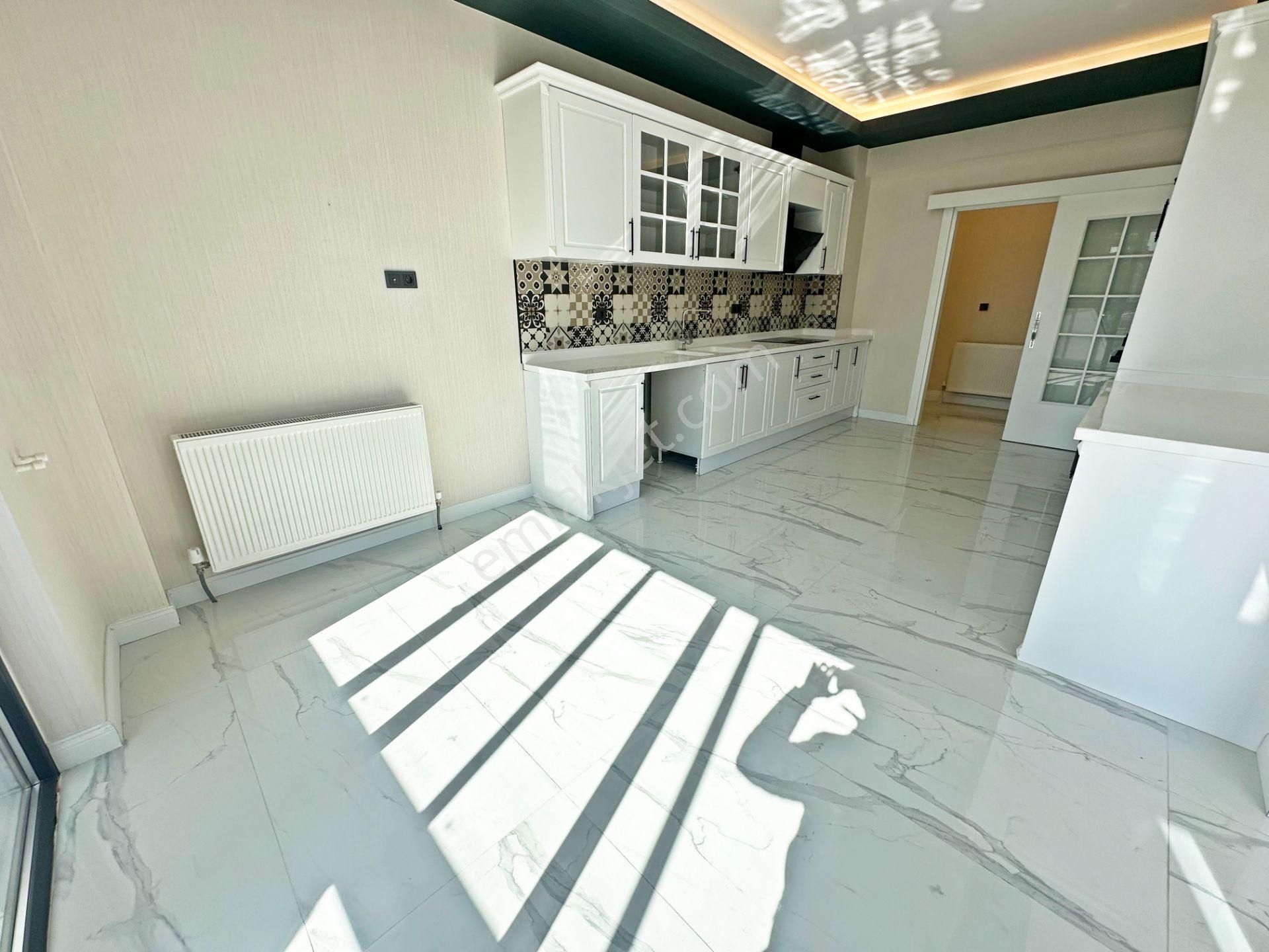 Ovacık Mahallesi Merkez'de Bulvar Paraleli Ara Kat 4,5+1 Lüx Satılık Site Dairesi!!! - Görsel 9