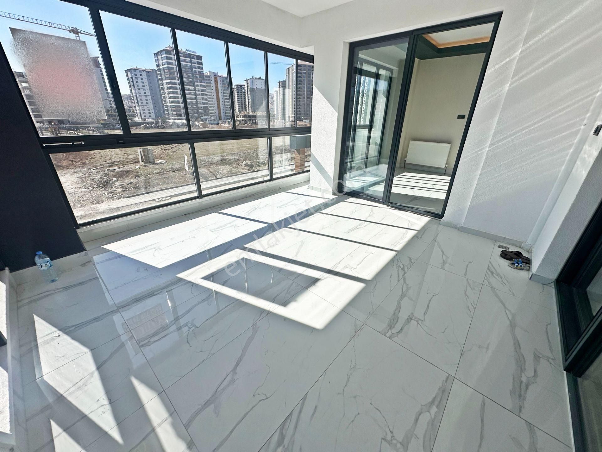 Ovacık Mahallesi Merkez'de Bulvar Paraleli Ara Kat 4,5+1 Lüx Satılık Site Dairesi!!! - Görsel 14