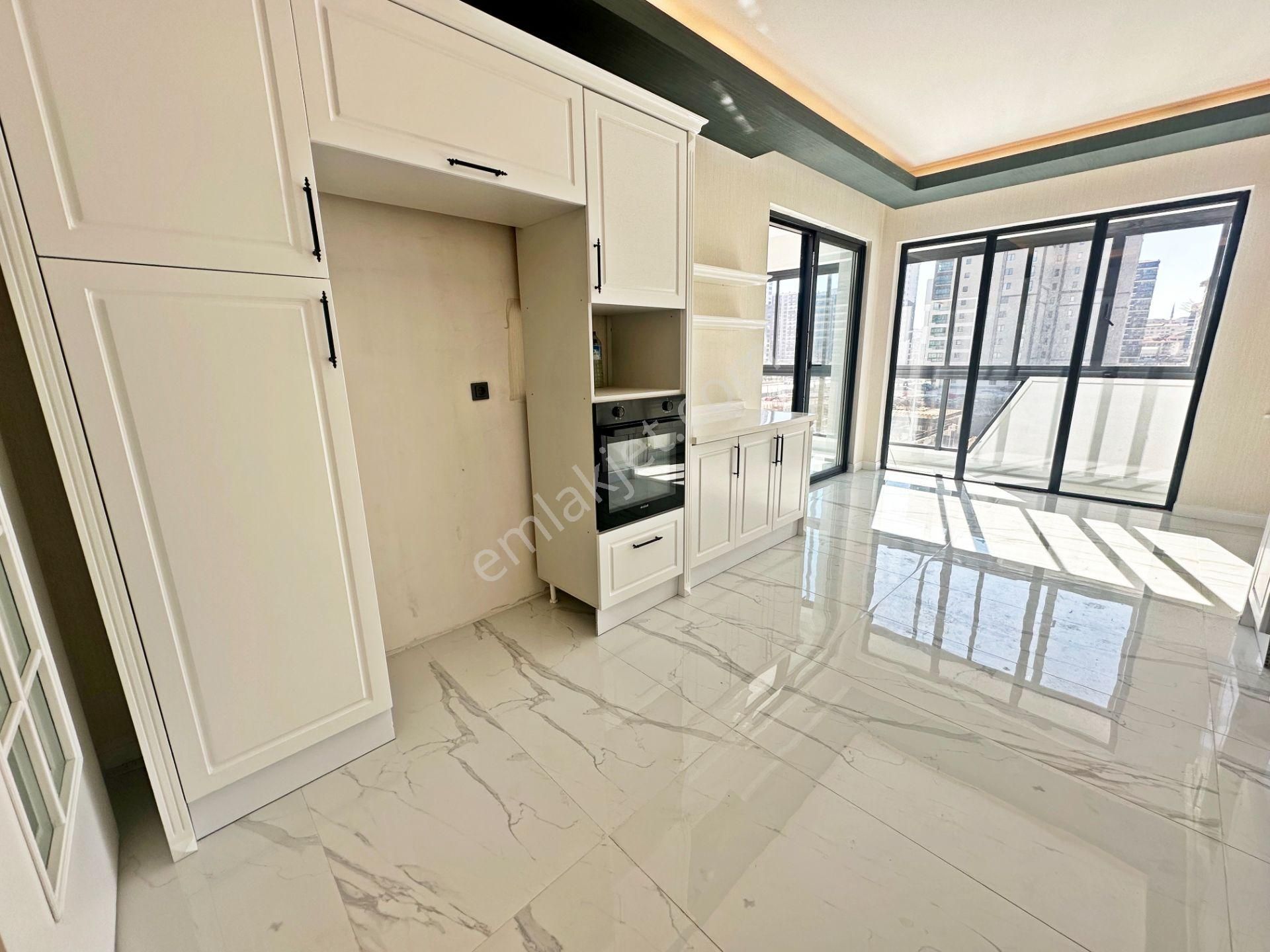 Ovacık Mahallesi Merkez'de Bulvar Paraleli Ara Kat 4,5+1 Lüx Satılık Site Dairesi!!! - Görsel 8