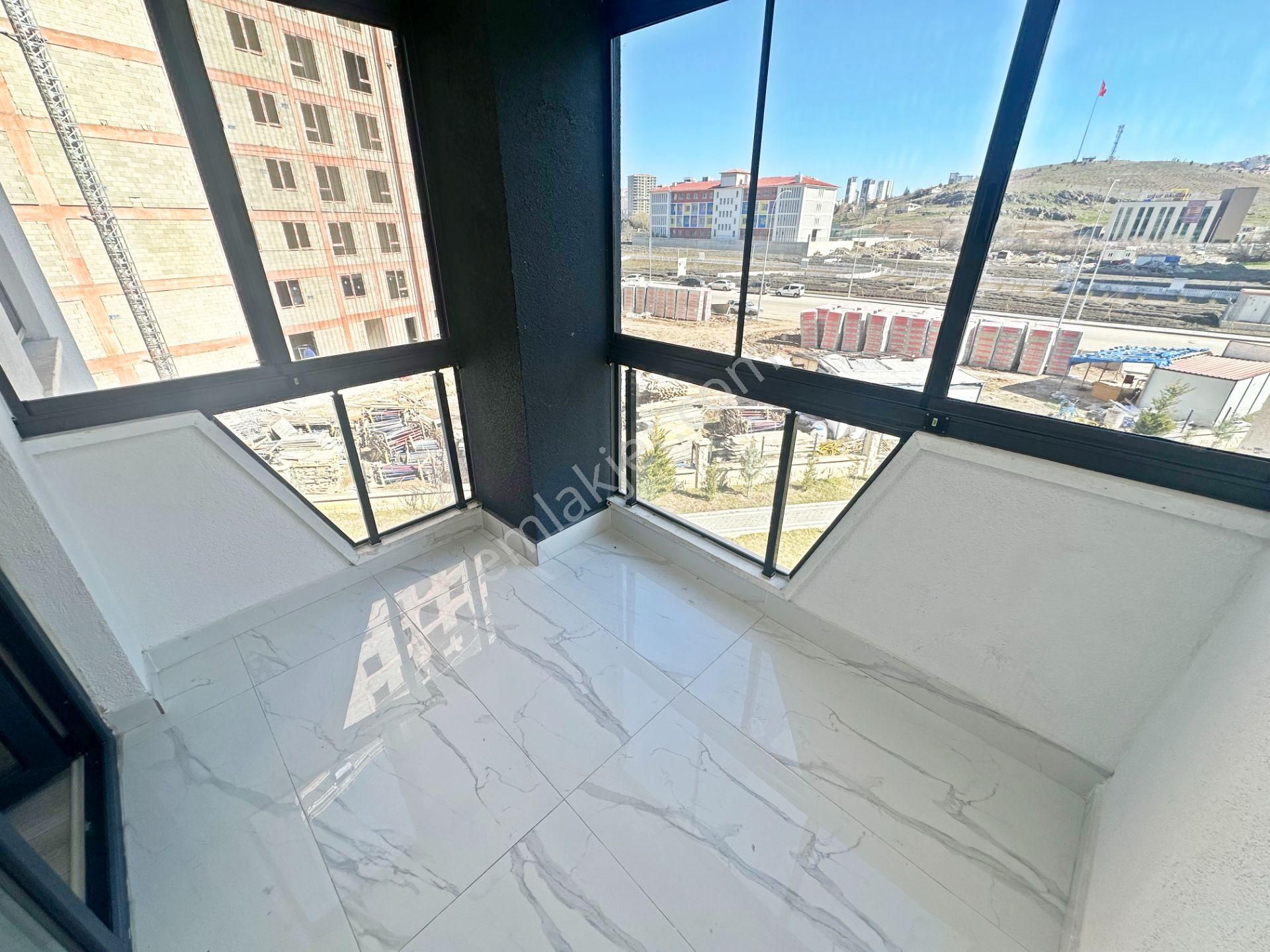 Ovacık Mahallesi Merkez'de Bulvar Paraleli Ara Kat 4,5+1 Lüx Satılık Site Dairesi!!! - Görsel 30