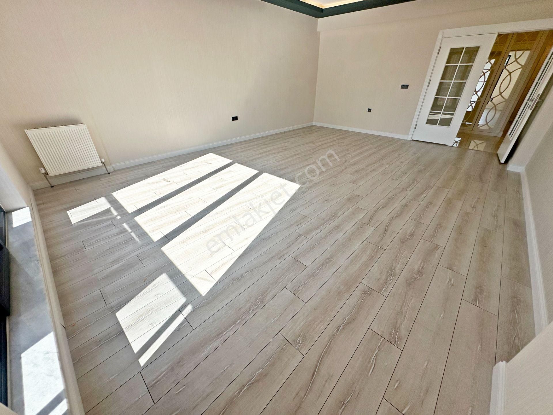 Ovacık Mahallesi Merkez'de Bulvar Paraleli Ara Kat 4,5+1 Lüx Satılık Site Dairesi!!! - Görsel 5