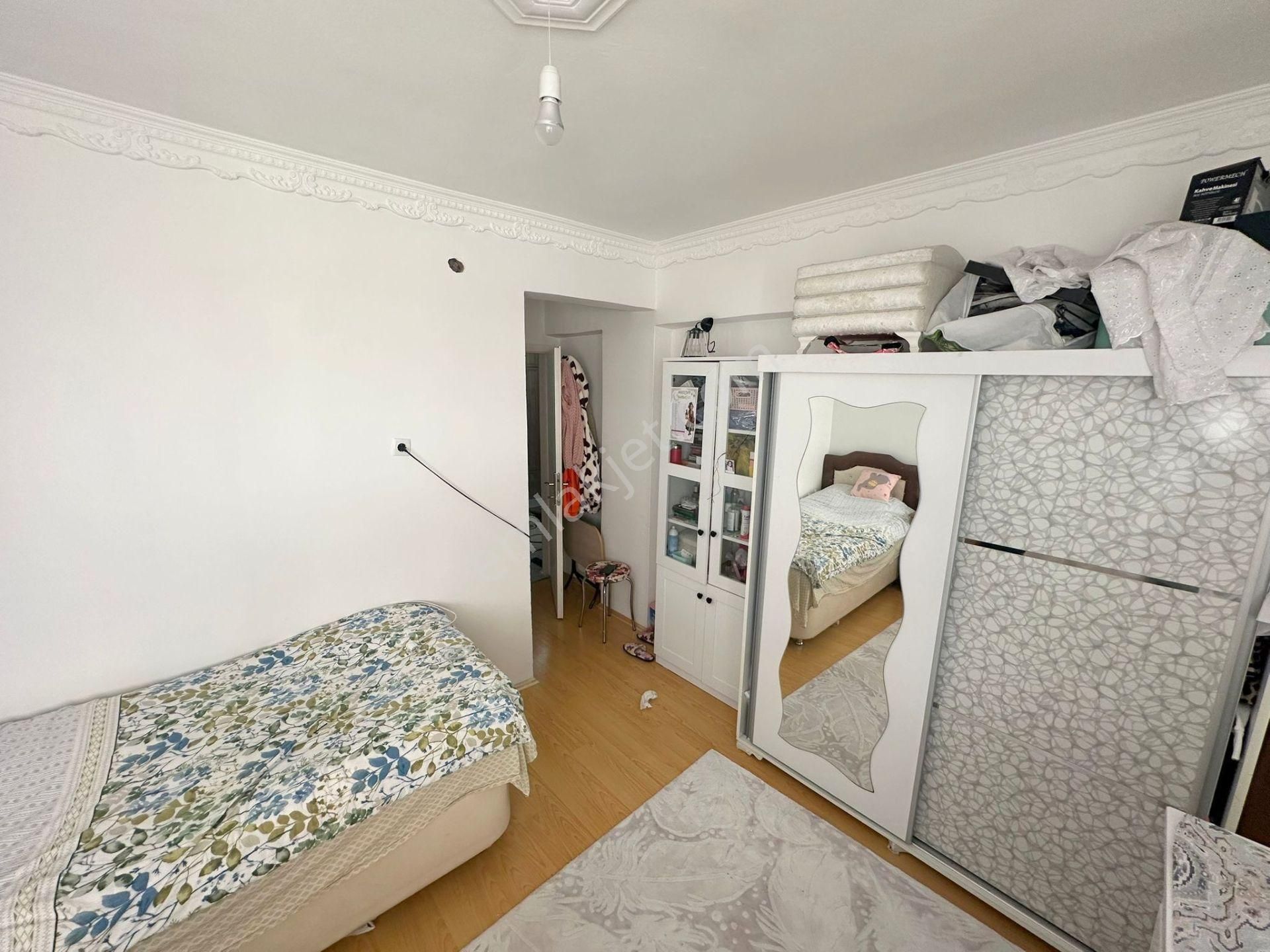 Çiçekli Mahallesinde Orta Kat 3+1 Isı Yalıtımlı Bağımsız Güney - Görsel 3