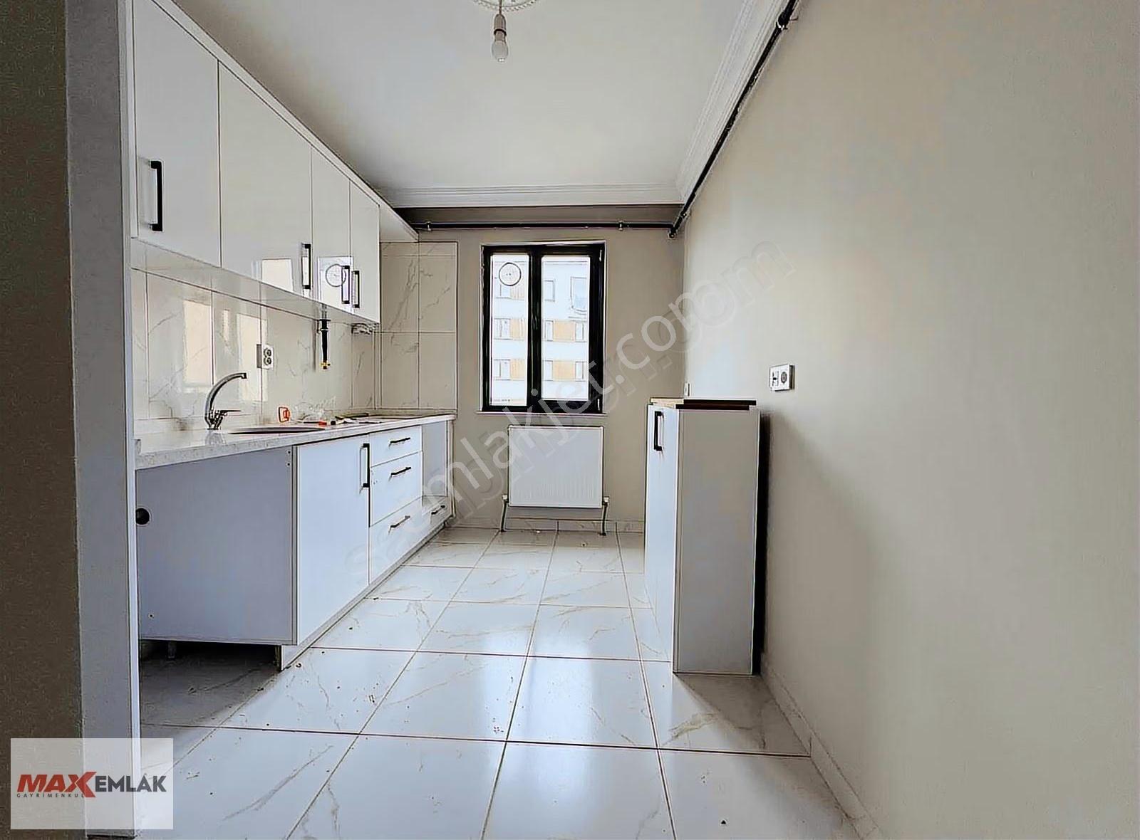 Barış Mahallesinde Asansörlü İskanlı 2+1 Arakat Daire - Görsel 15