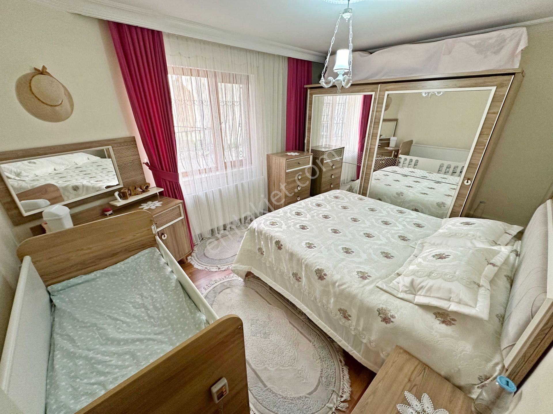 Esertepe Mahallesi Salı Pazarı Yakını Asansörlü 1.kat Ön Cephe 3+1 Fırsat Satılık Daire! - Görsel 24