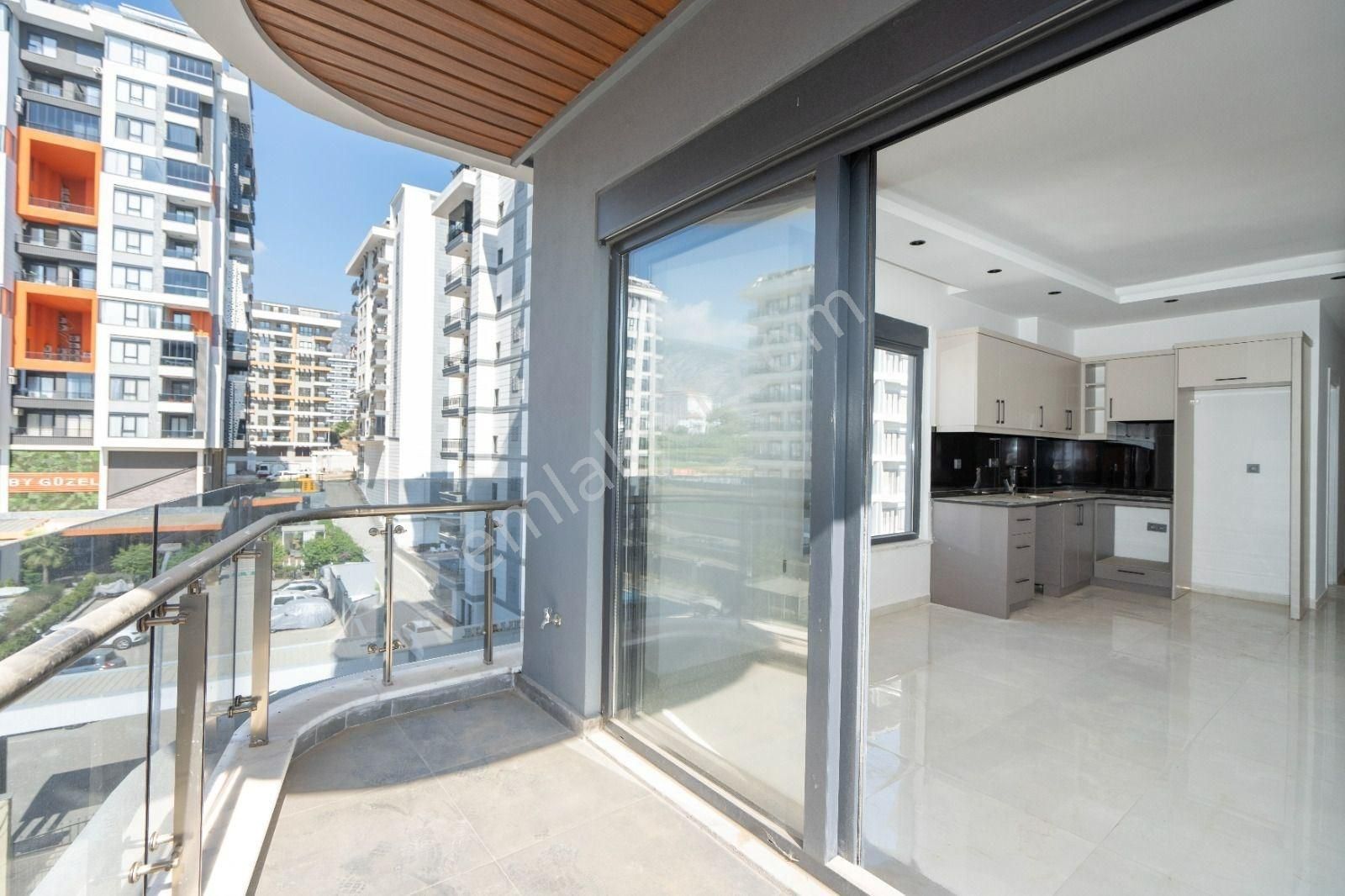 Alanya/mahmutlarda Denize 50m Lüks Site İçerisinde 1+1 Satılık Daire - Görsel 9
