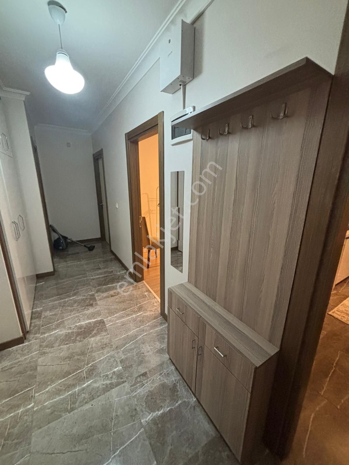 Kaçmaz'dan İdealtepe Işıklarda Minibüse Çok Yakın Eşyalı 1+1 - Görsel 34