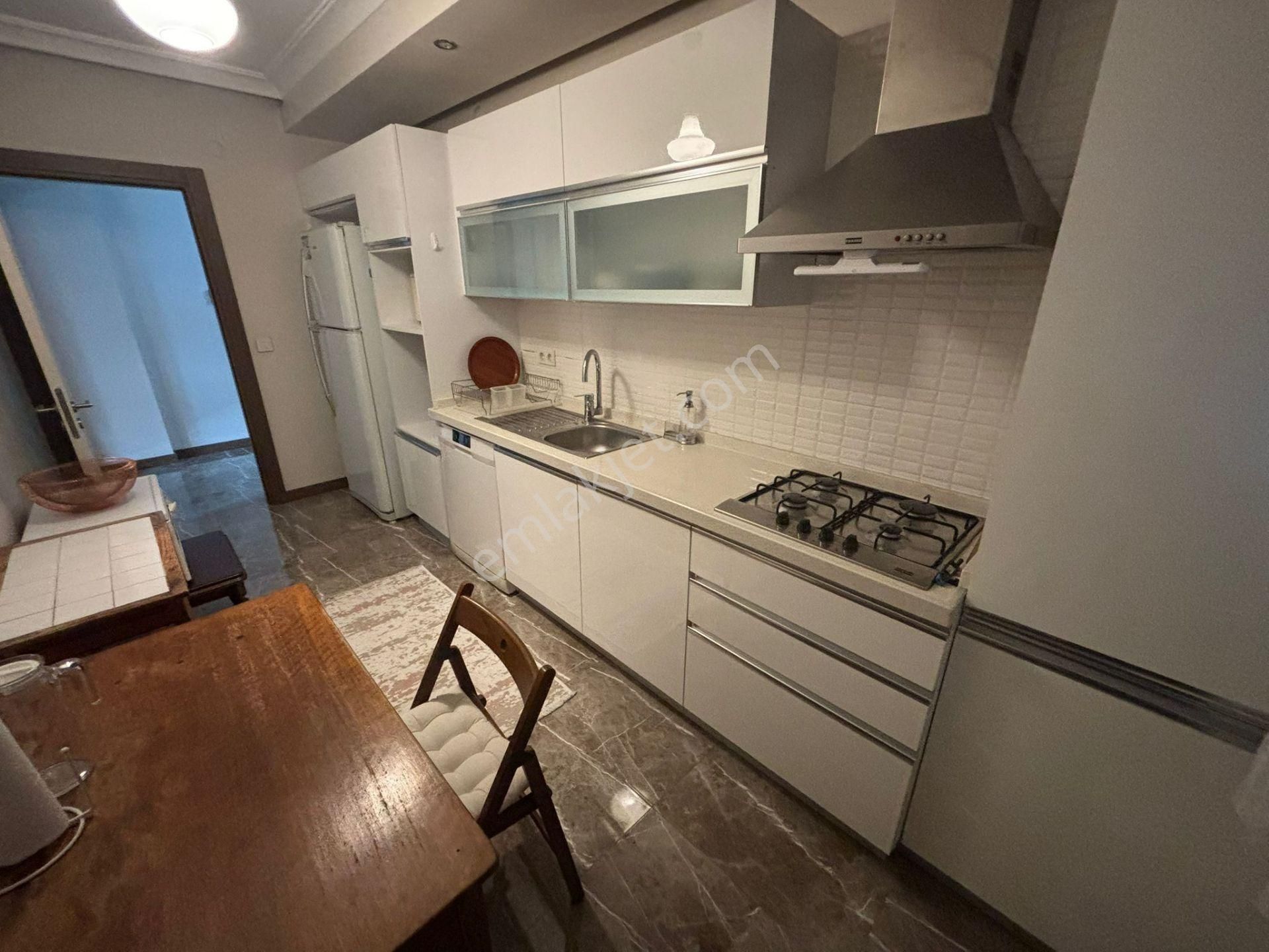 Kaçmaz'dan İdealtepe Işıklarda Minibüse Çok Yakın Eşyalı 1+1 - Görsel 11