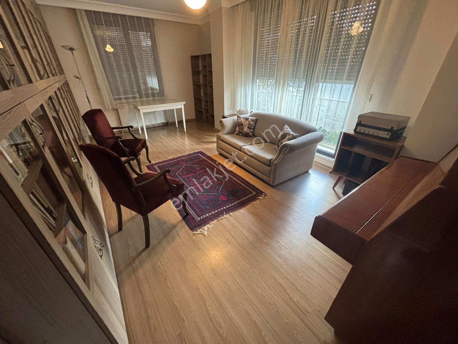 Kaçmaz'dan İdealtepe Işıklarda Minibüse Çok Yakın Eşyalı 1+1 - Görsel 14