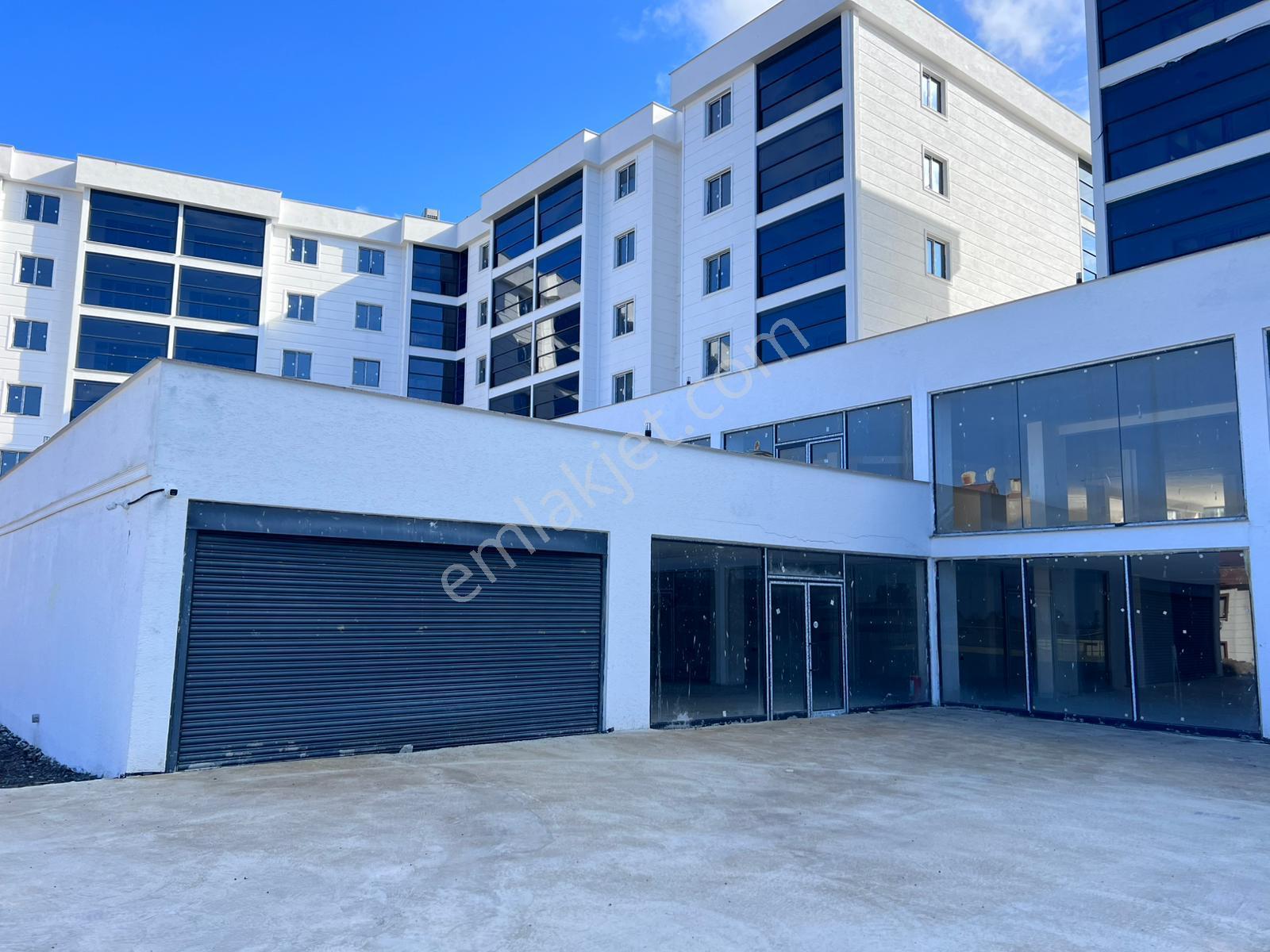 Trabzon Havaalanı Konaklarda Satılık 426 M2 Dükkan - Görsel 3