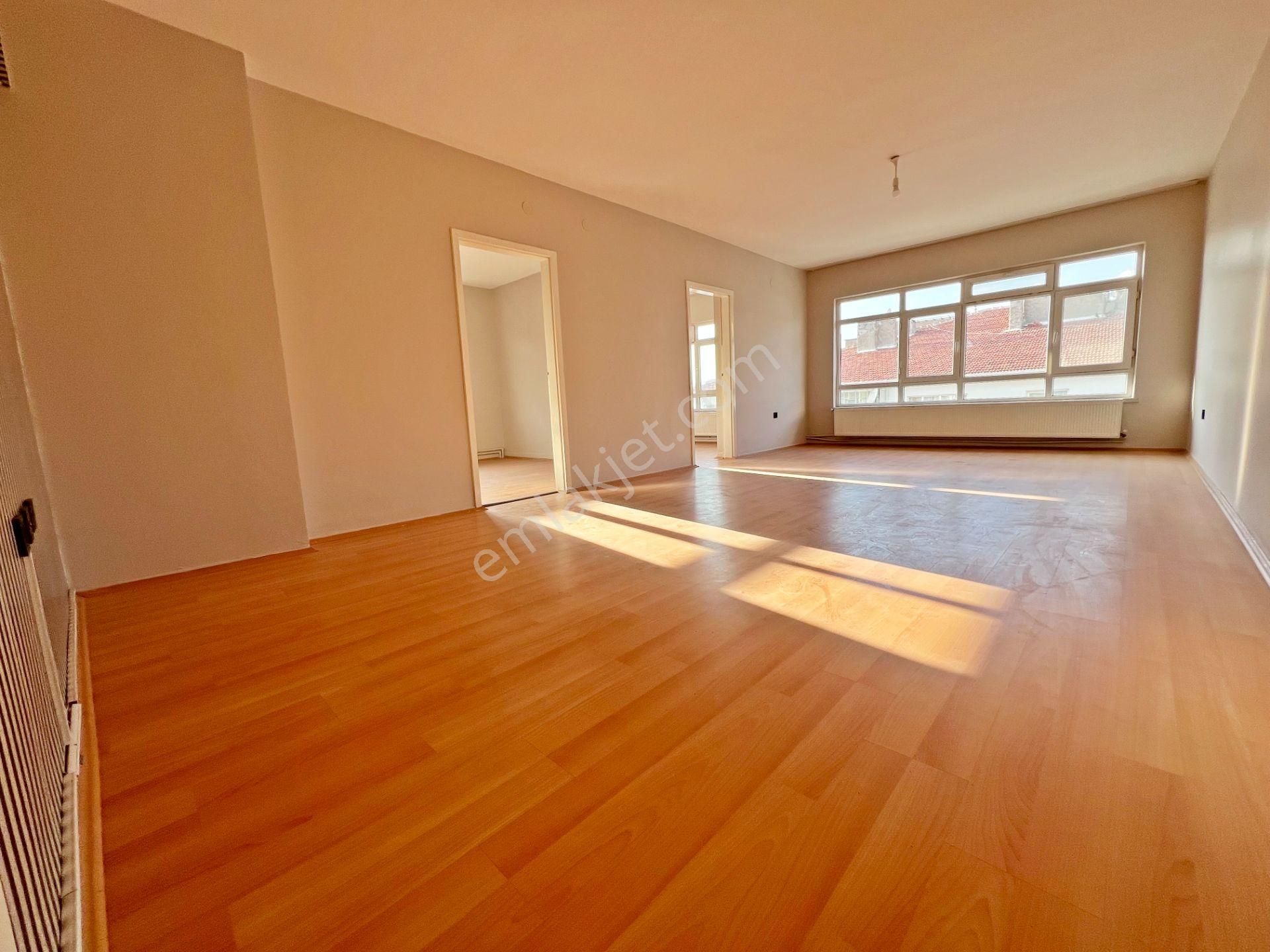 Etlik Şehir Hastanesi Yakını 3.kat Full Yapılı 3+1 Ön Cephe Güney Batı Kiralık Daire