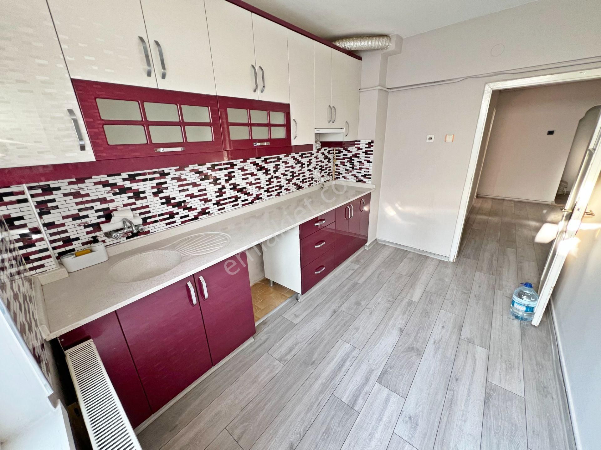 Etlik Şehir Hastanesi Yakını 3.kat Full Yapılı 3+1 Ön Cephe Güney Batı Kiralık Daire - Görsel 18