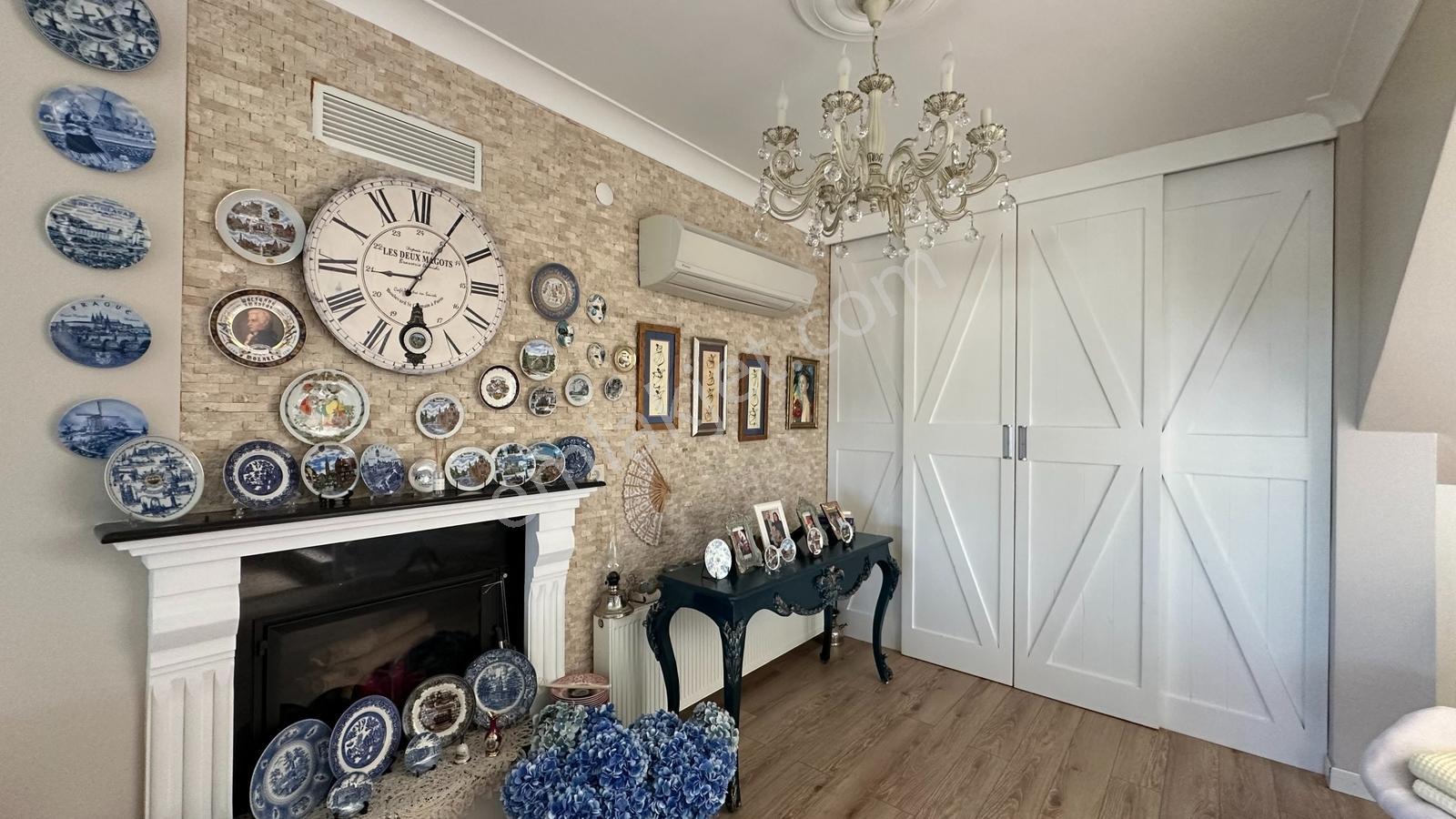 Ayvalık'ta Denize 50 Adım Satılık Müstakil 3+1 Villa - Görsel 32