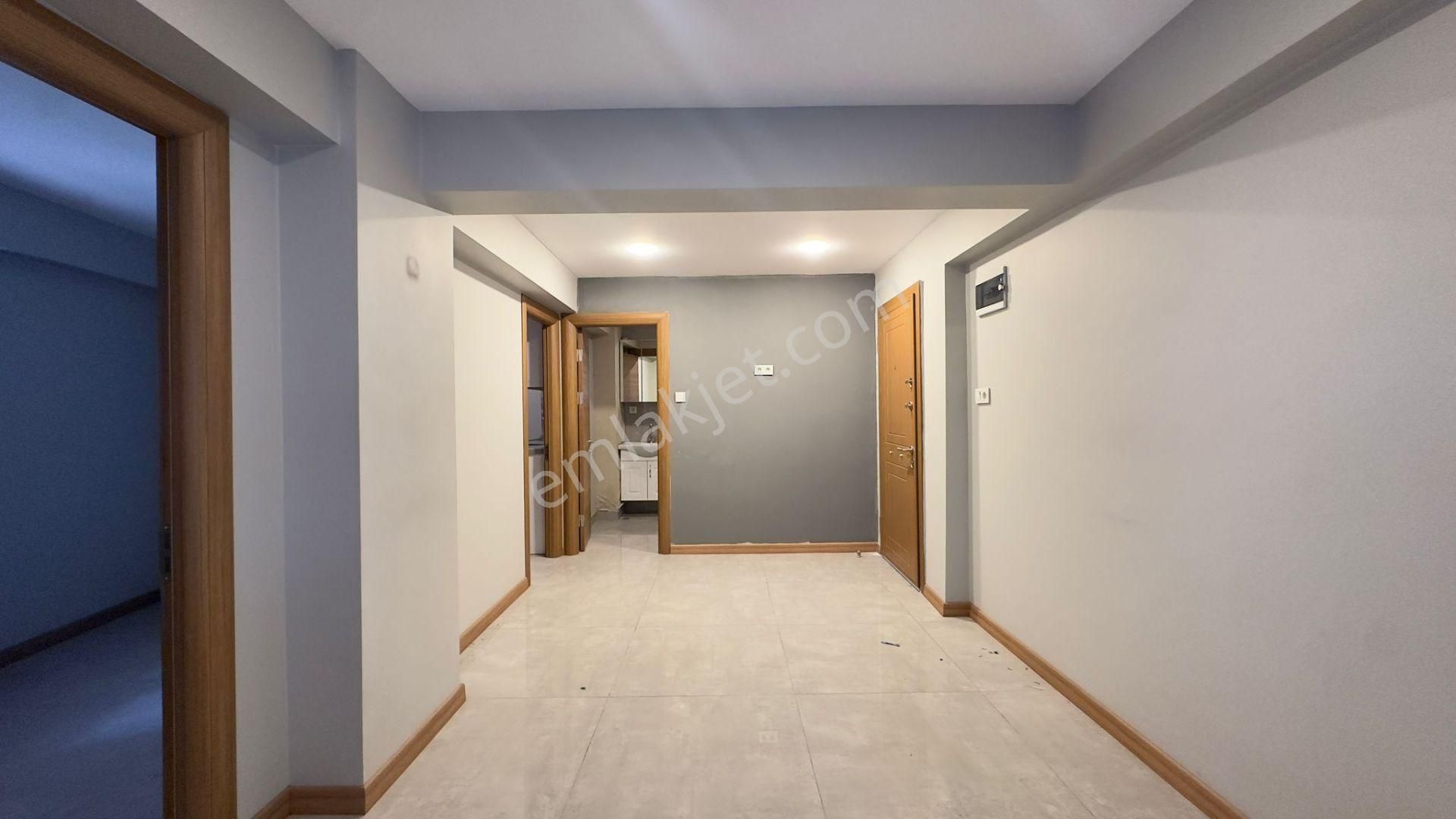 Başokur'dan Bahçelievler Siyavuşpaşa Mh. Yeni Binada 1+1 Ofis - Görsel 2