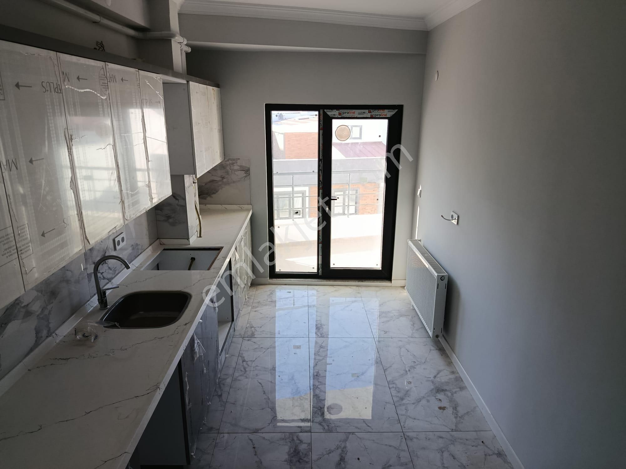 Akçay Doruk'tan Kadıköy'de Emsalsiz Arakat Daire - Görsel 3