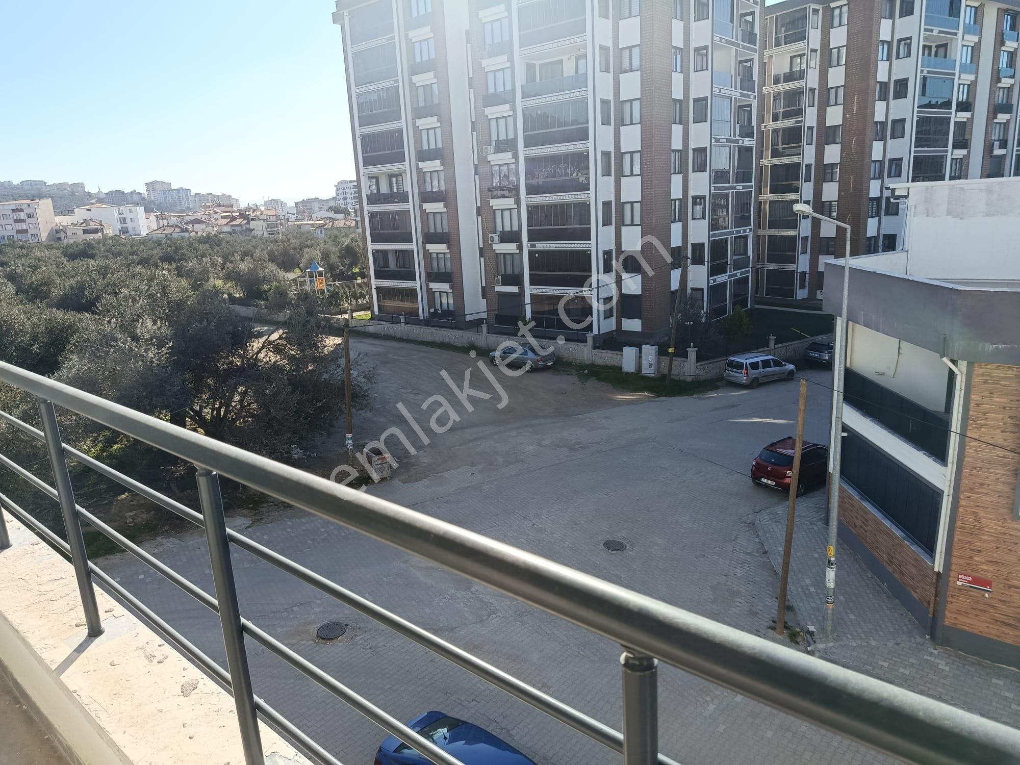 Akçay Doruk'tan Kadıköy'de Emsalsiz Arakat Daire - Görsel 4