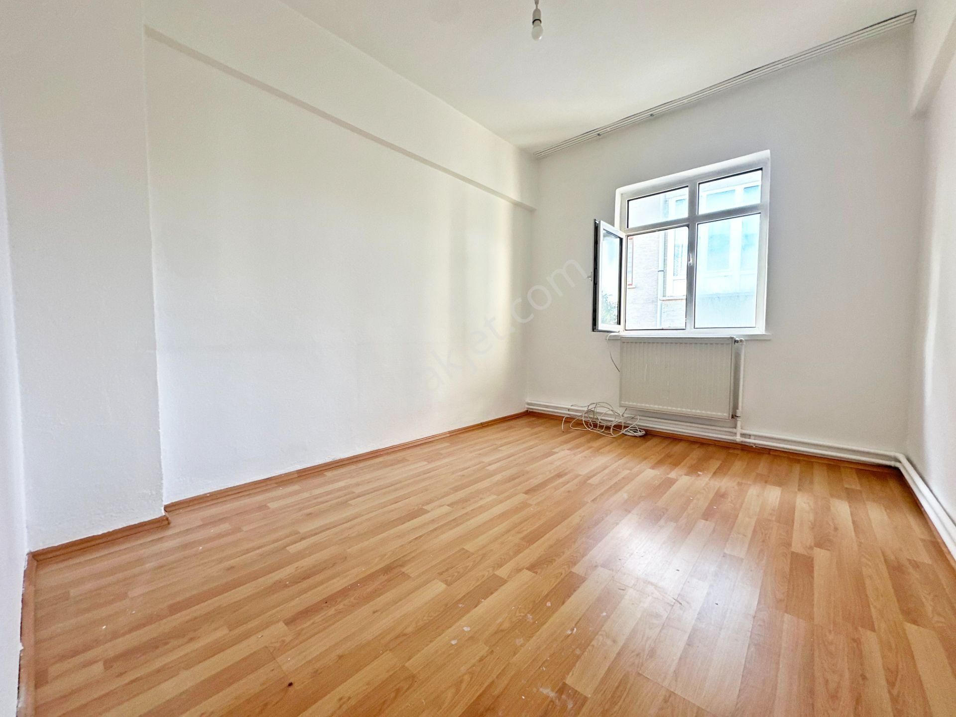 Galerıa Emlak'dan Subayevleri Son Durak Yanı 2. Kat 3+1 Mantolamalı Bina Yeni Boyalı Kiralık Daire - Görsel 20