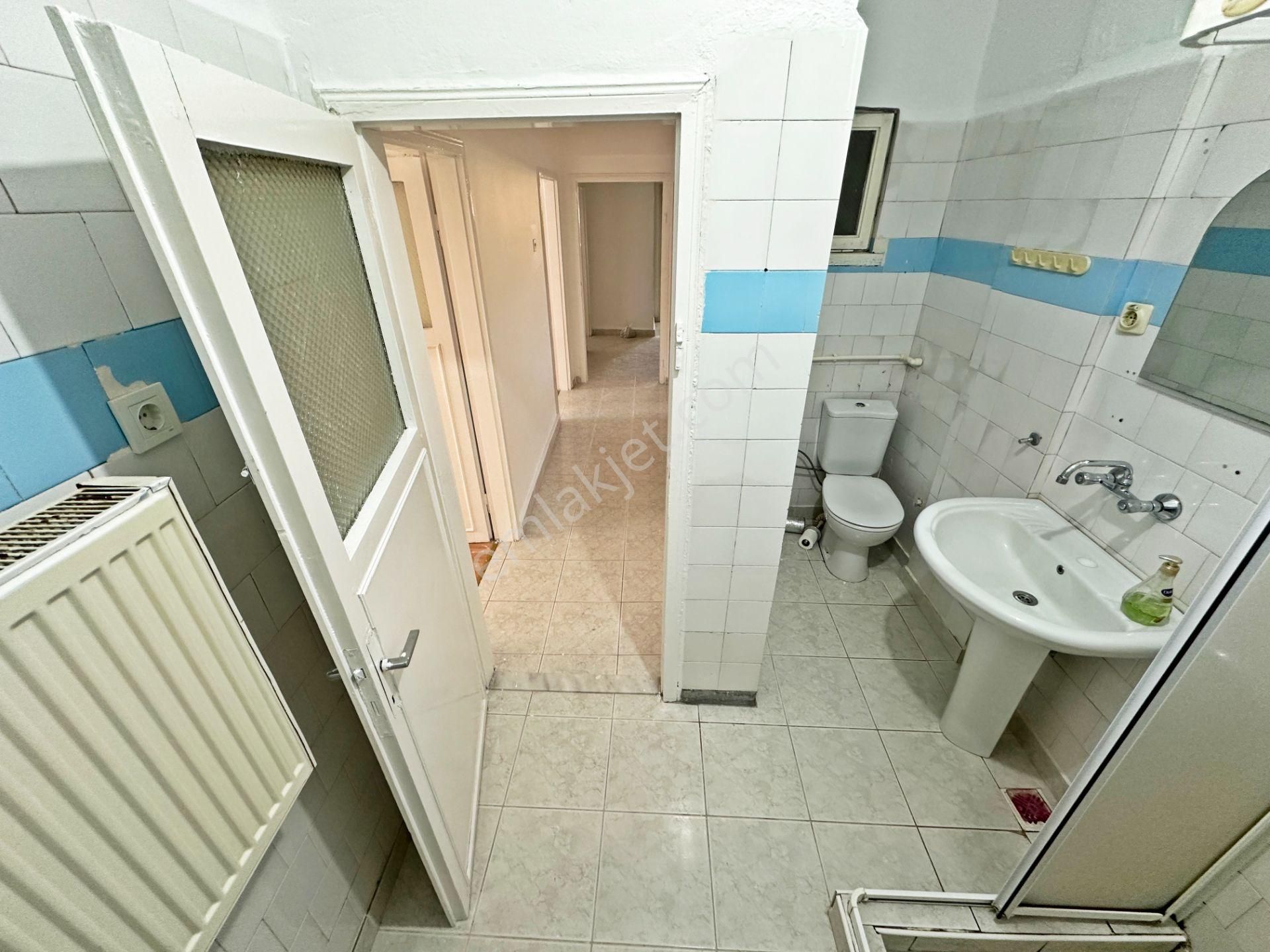 Galerıa Emlak'dan Subayevleri Son Durak Yanı 2. Kat 3+1 Mantolamalı Bina Yeni Boyalı Kiralık Daire - Görsel 29