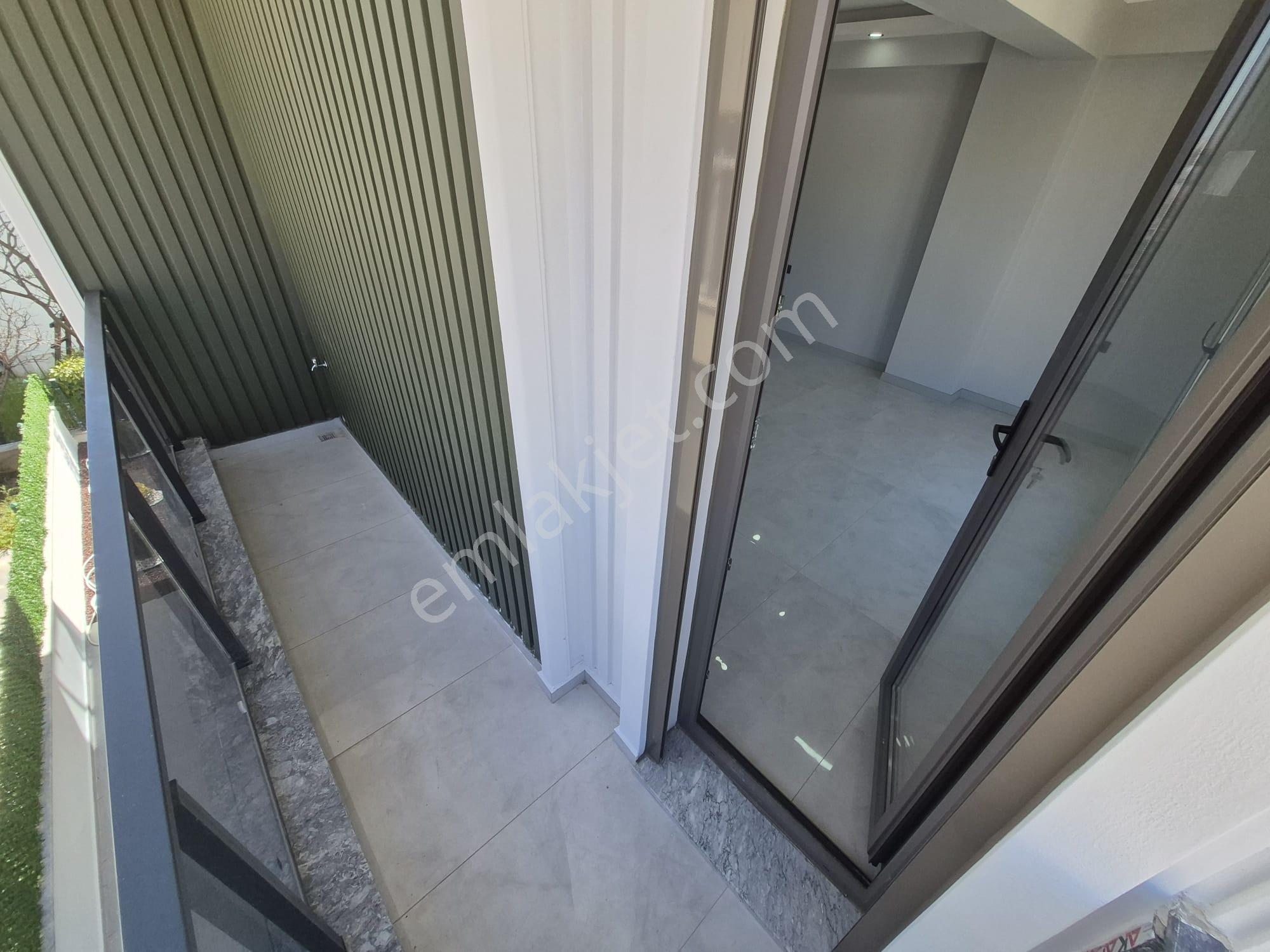 Balıkesir Edremit Tahtakuşlar'da Deniz'e Çok Yakın Satılık Tek Müstakil Villa - Görsel 26