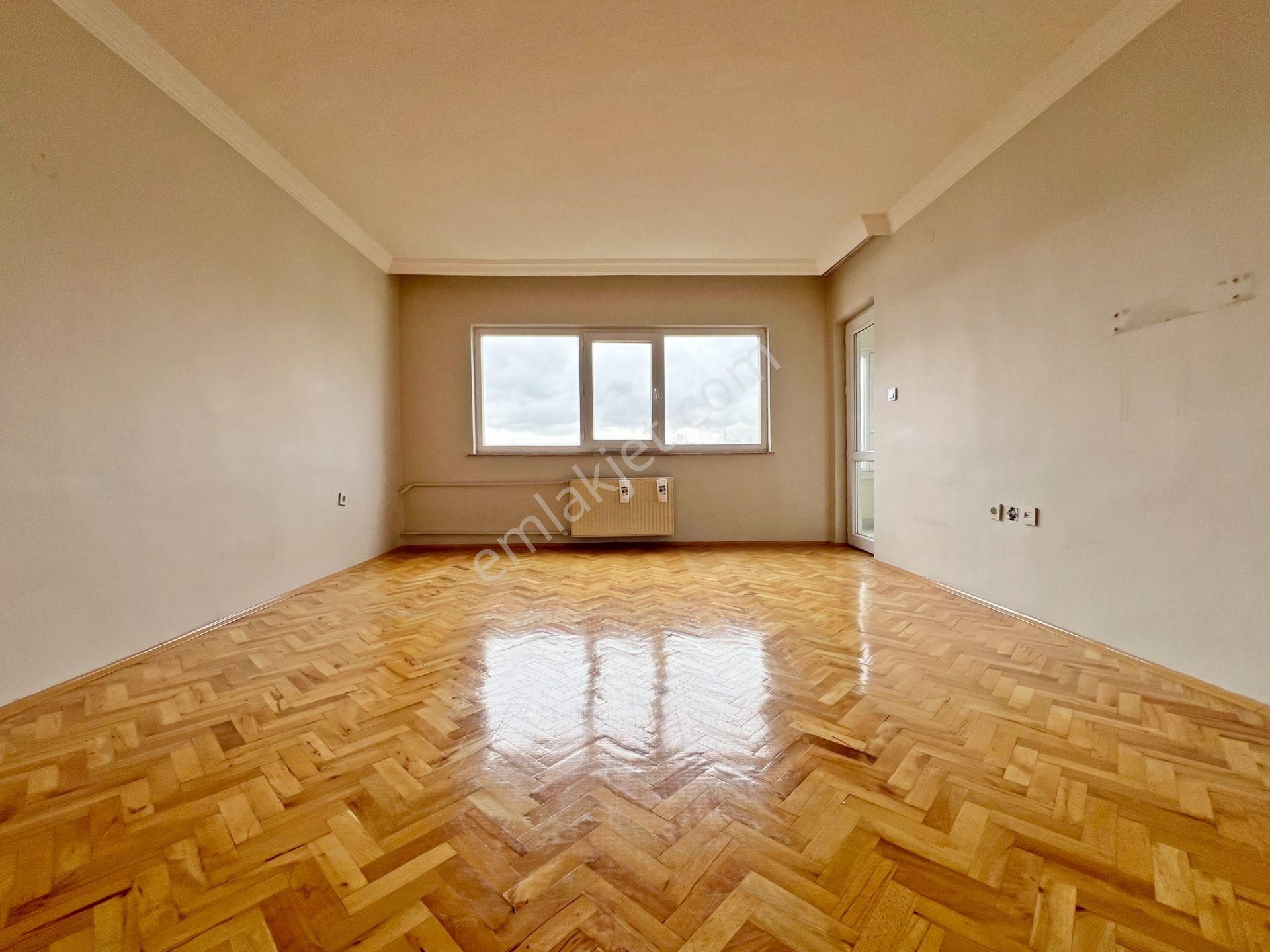 Etlik Emlakbank Blokları'nda Çift Asansörlü 2+1 Kilerli 8.kat Güney Cephe Kiralık Daire!! - Görsel 14