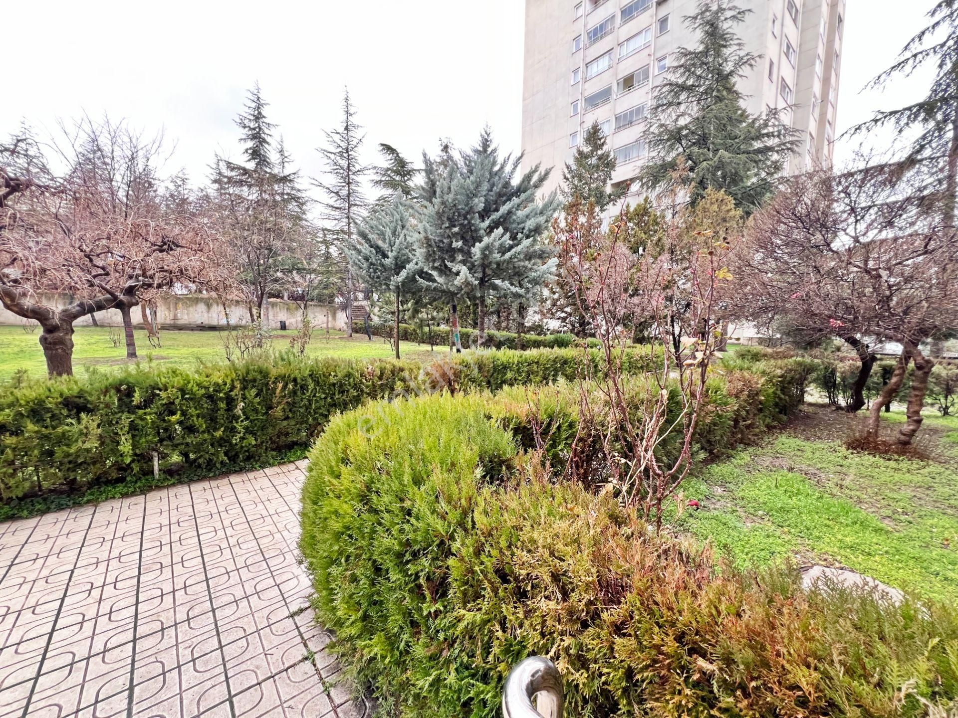 Etlik Emlakbank Blokları'nda Çift Asansörlü 2+1 Kilerli 8.kat Güney Cephe Kiralık Daire!! - Görsel 35