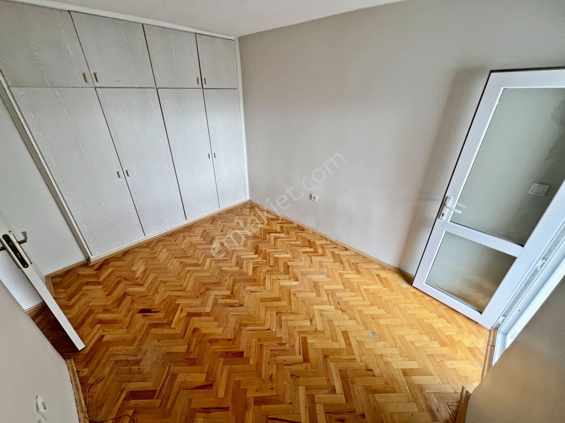 Etlik Emlakbank Blokları'nda Çift Asansörlü 2+1 Kilerli 8.kat Güney Cephe Kiralık Daire!! - Görsel 21