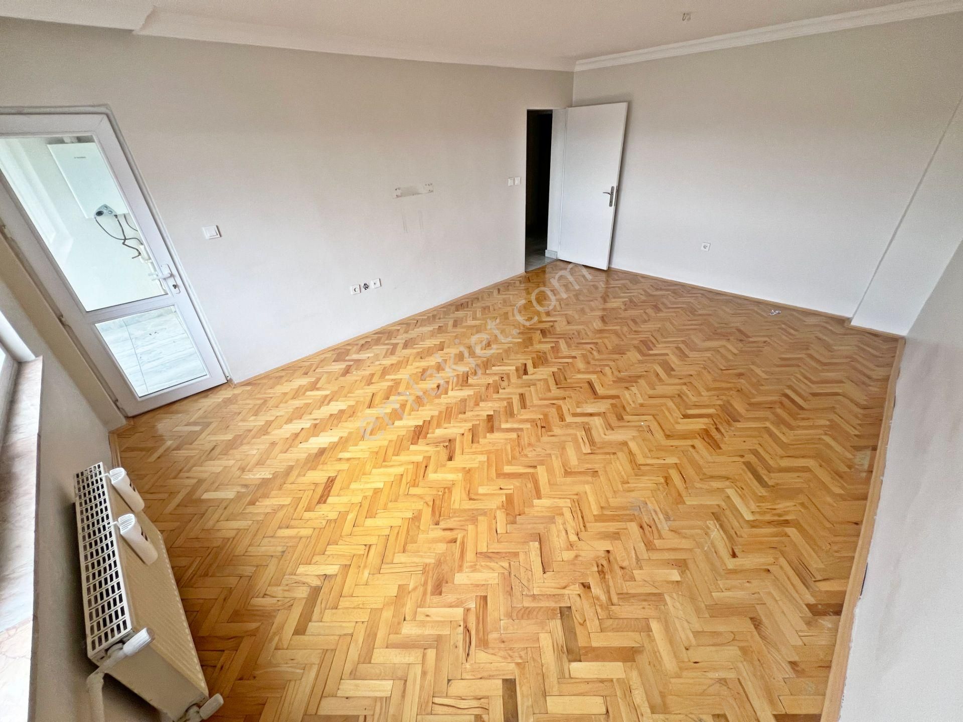 Etlik Emlakbank Blokları'nda Çift Asansörlü 2+1 Kilerli 8.kat Güney Cephe Kiralık Daire!! - Görsel 16