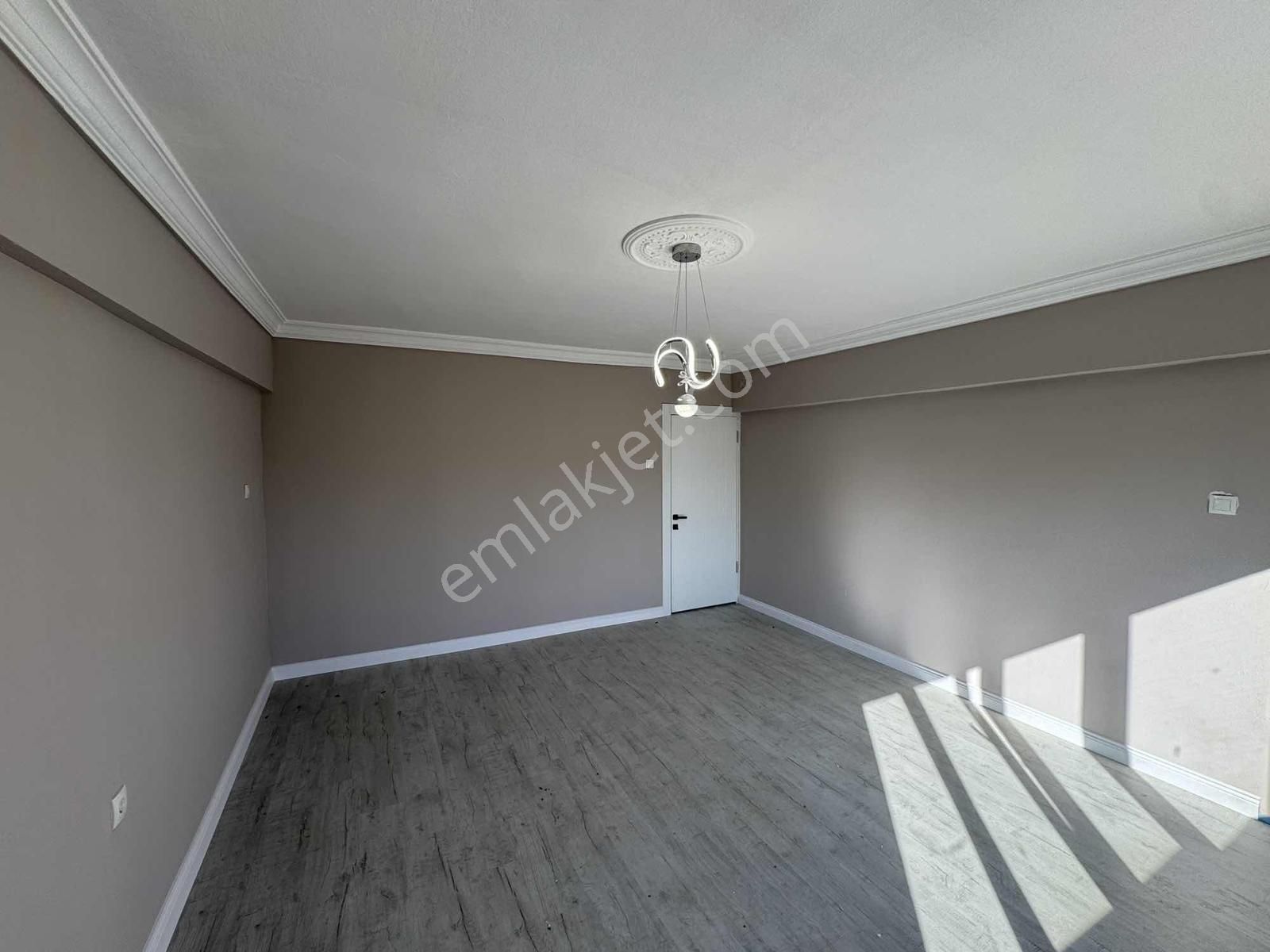 Kuşadası Davutlar'da Ayrı Mutfak 105 M2 Satılık 2+1 Daire - Görsel 13