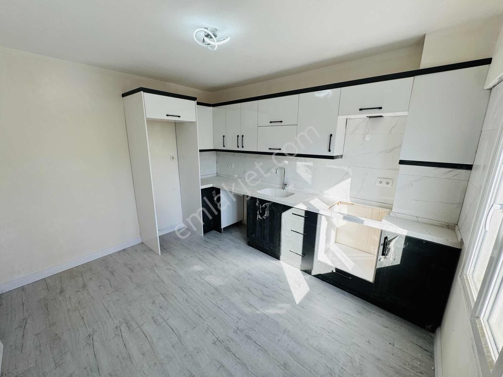 Kuşadası Davutlar'da Ayrı Mutfak 105 M2 Satılık 2+1 Daire - Görsel 11