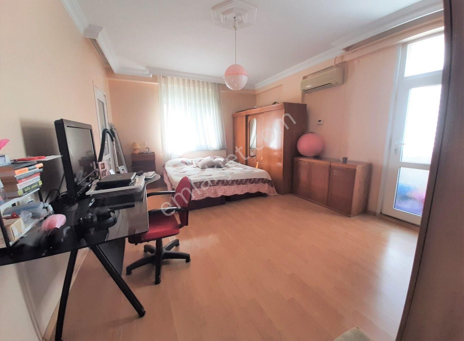 Karşıyaka İskele Ve Sahile Yakın Önü Açık Satılık Daire - Görsel 11