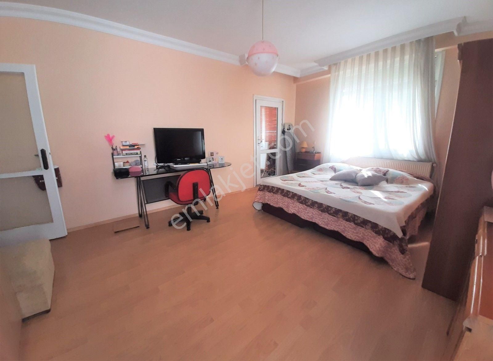 Karşıyaka İskele Ve Sahile Yakın Önü Açık Satılık Daire - Görsel 12
