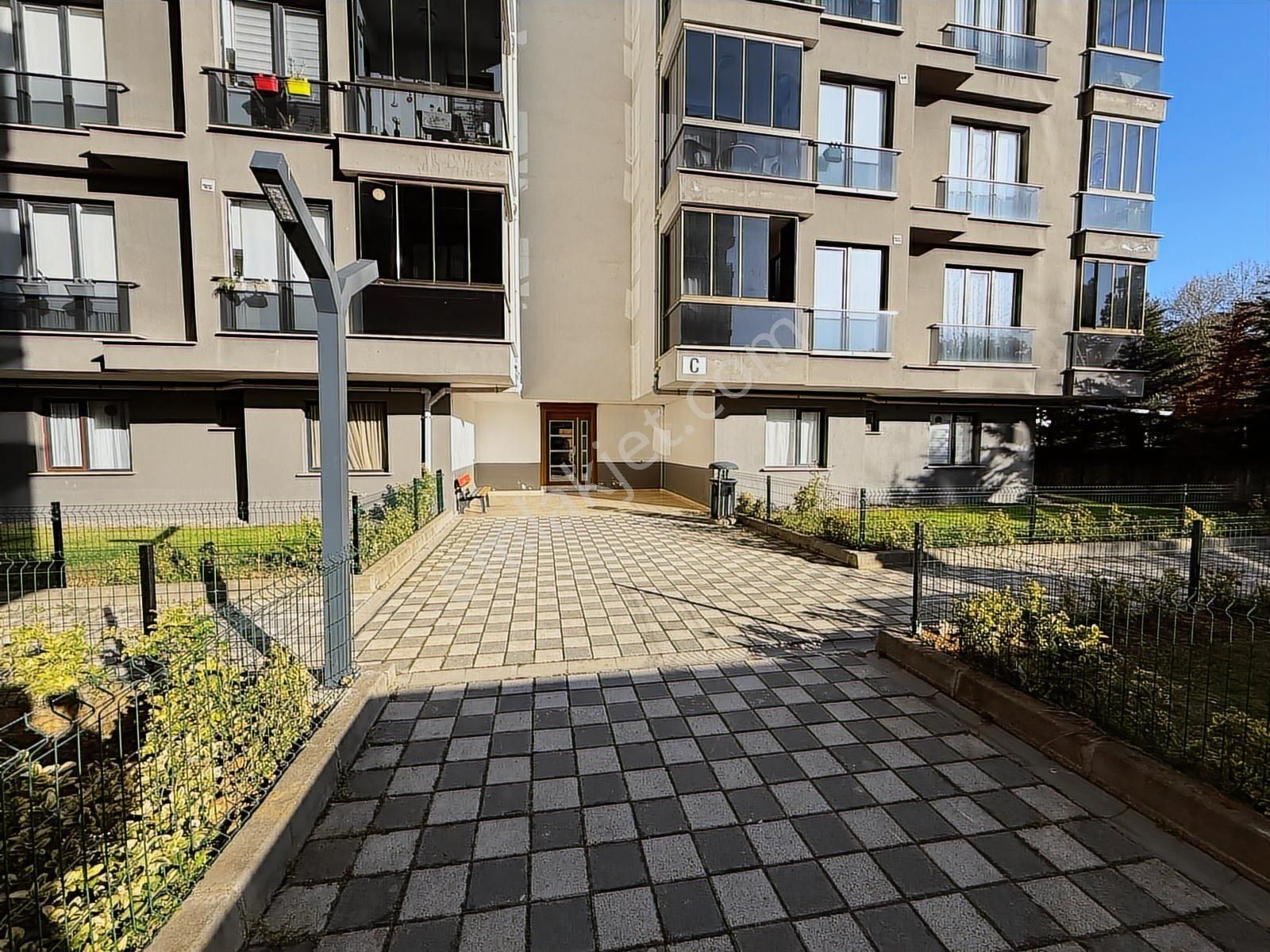 Çekmeköy Taşdelen Natural Garden Sitesinde Satılık 3+1 Daire - Görsel 4